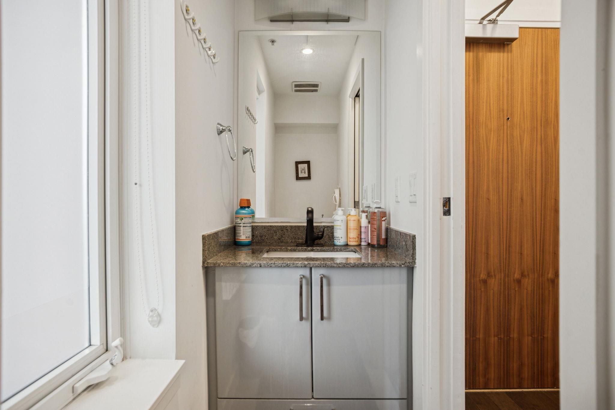  62 1st Avenue - MLS&reg; # R3149899
