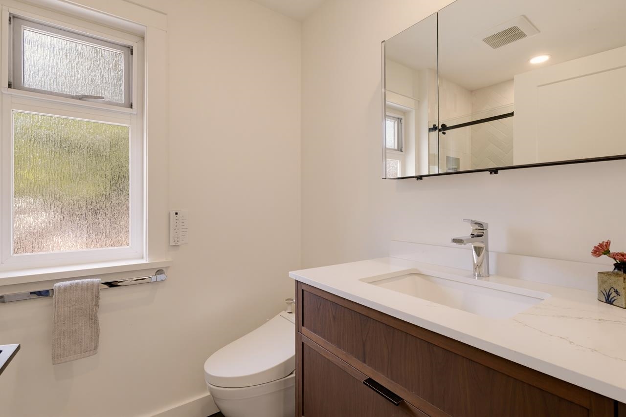  361 11th Avenue - MLS&reg; # R3150330