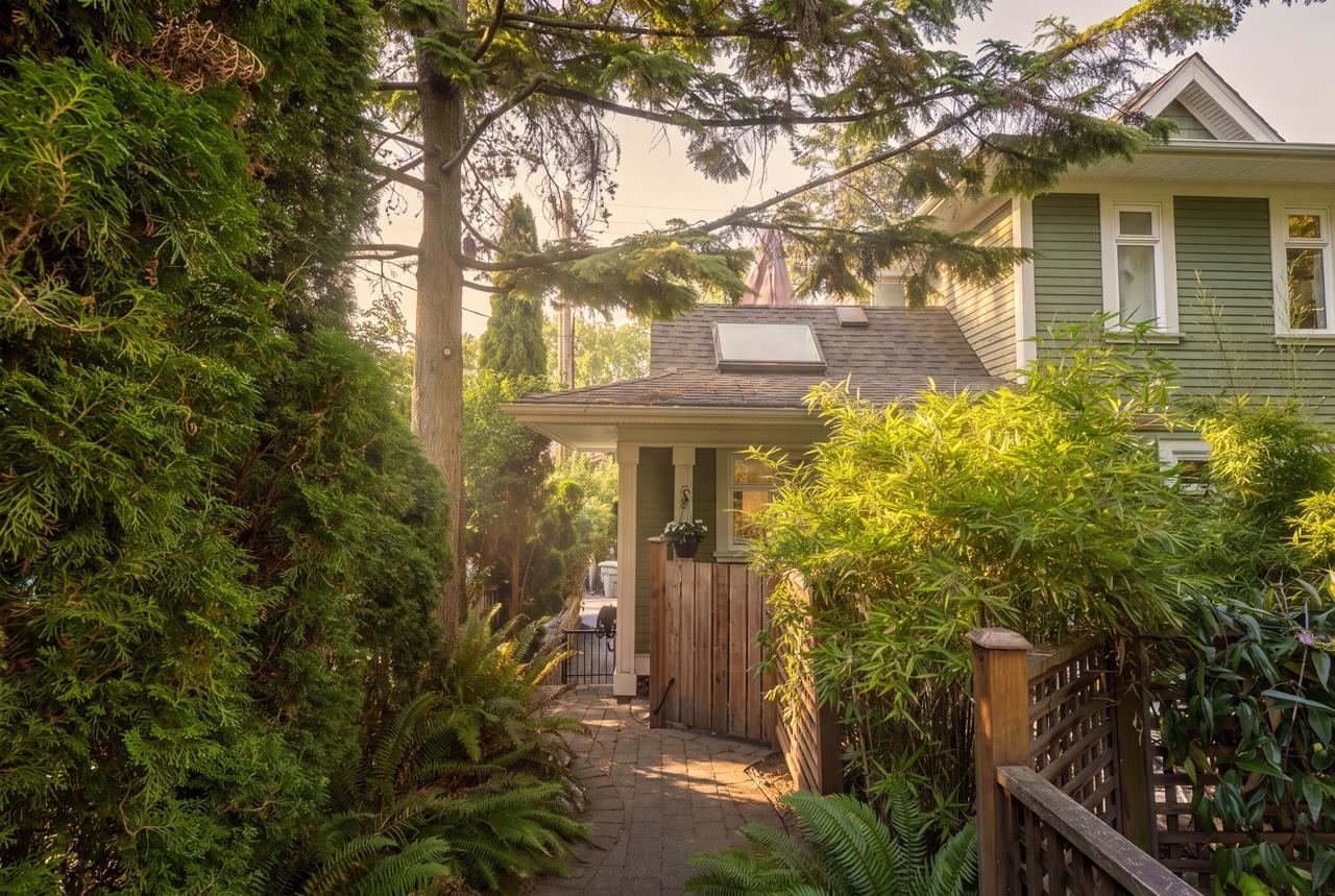  361 11th Avenue - MLS&reg; # R3150330