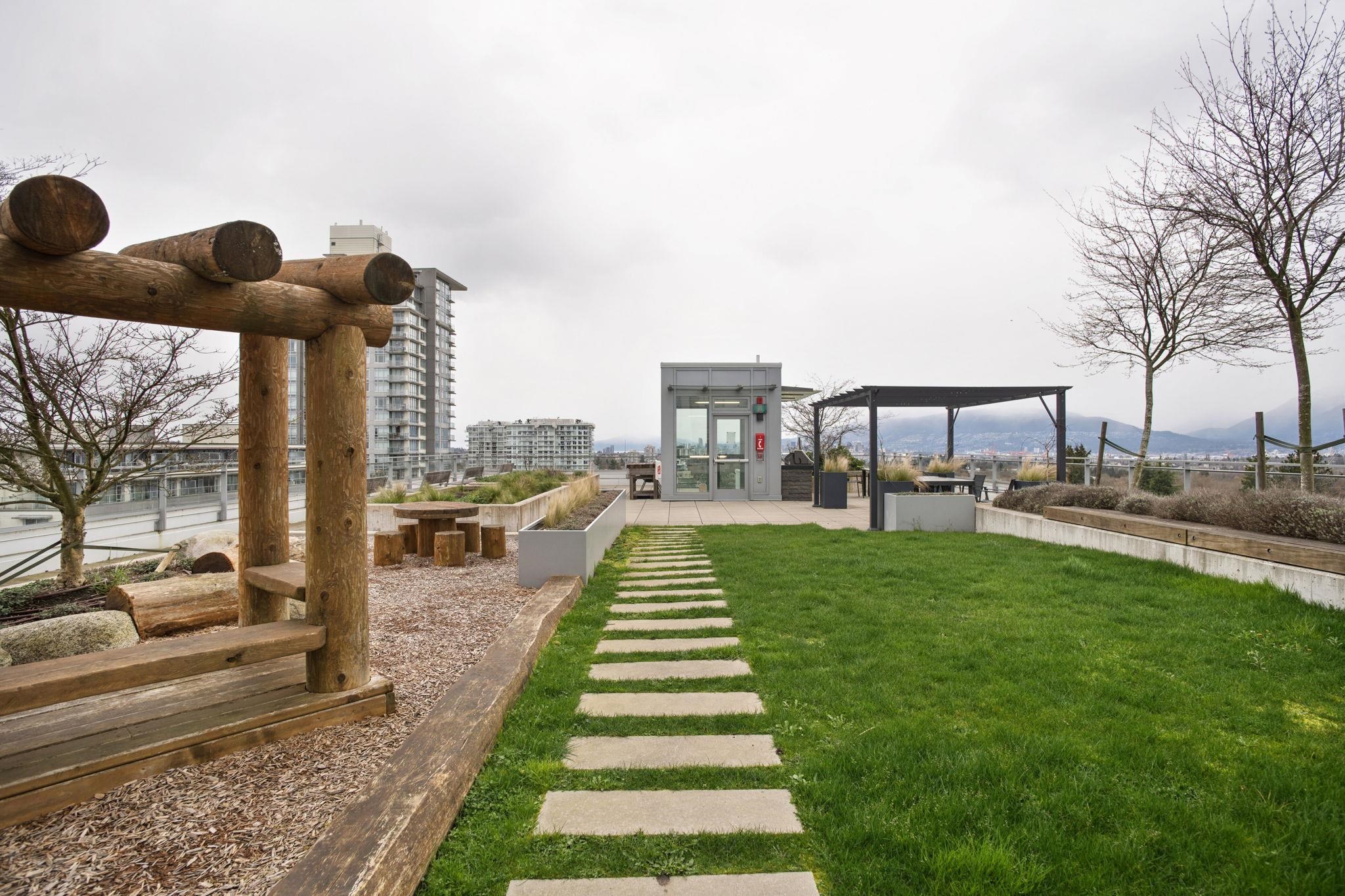 302 2455 Kingsway  - MLS&reg; # R3150943