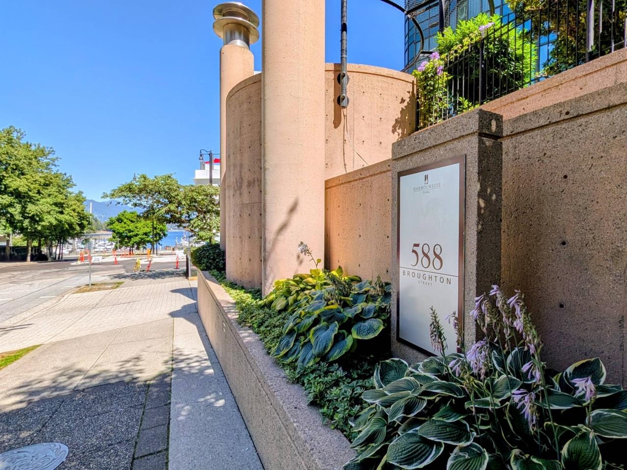 202 588 Broughton Street - MLS&reg; # R3151108