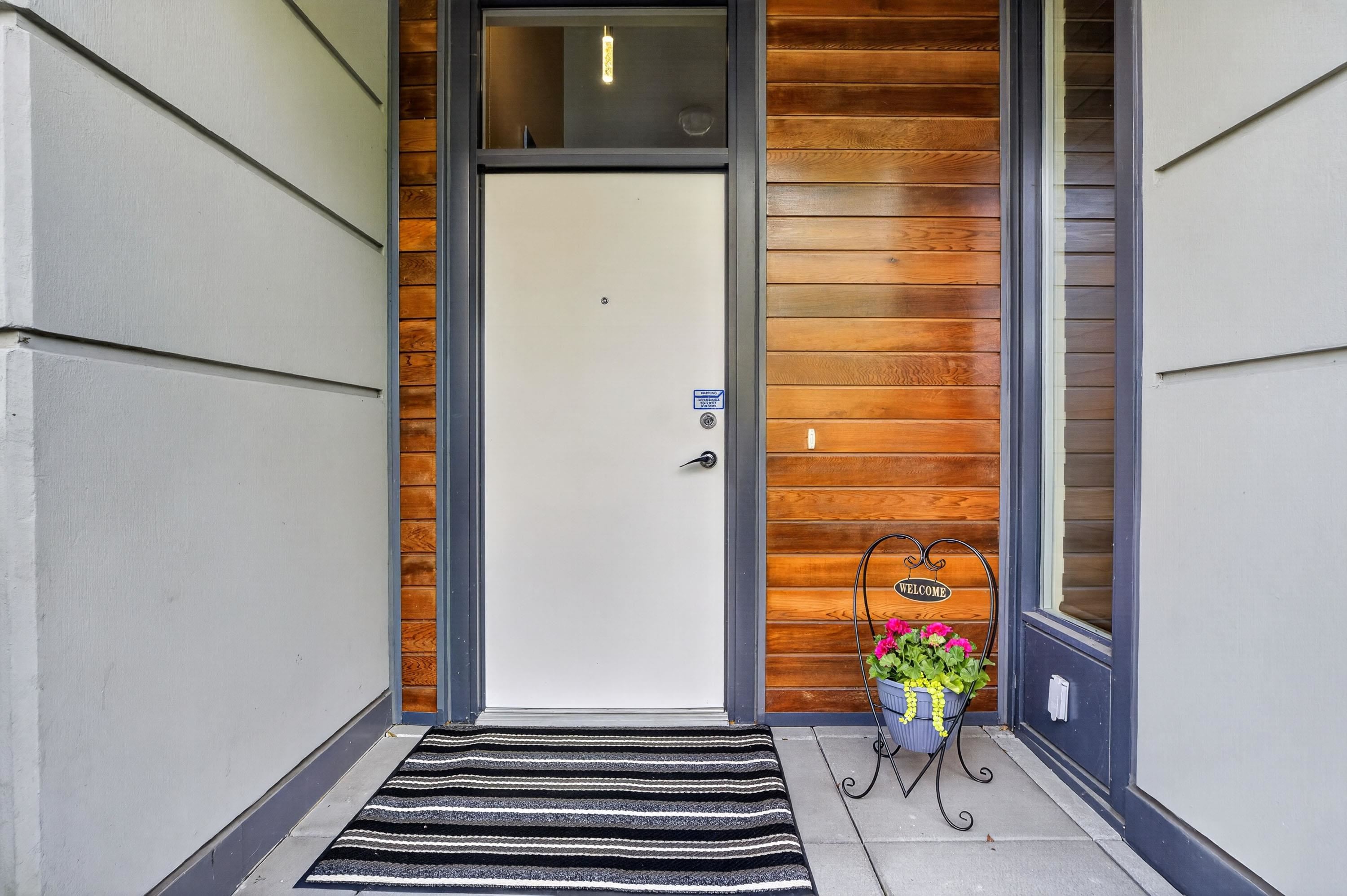  112 1st Avenue - MLS&reg; # R3151200