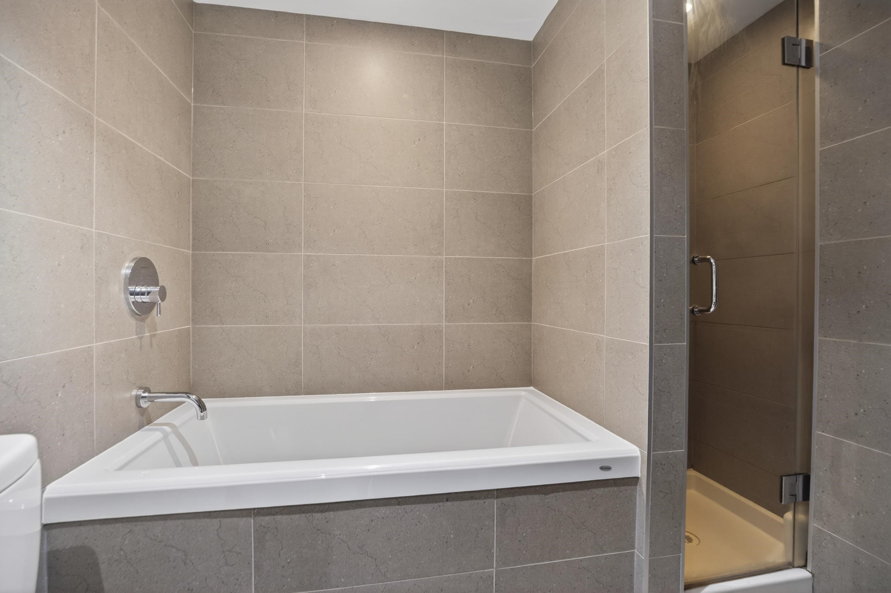  112 1st Avenue - MLS&reg; # R3151200