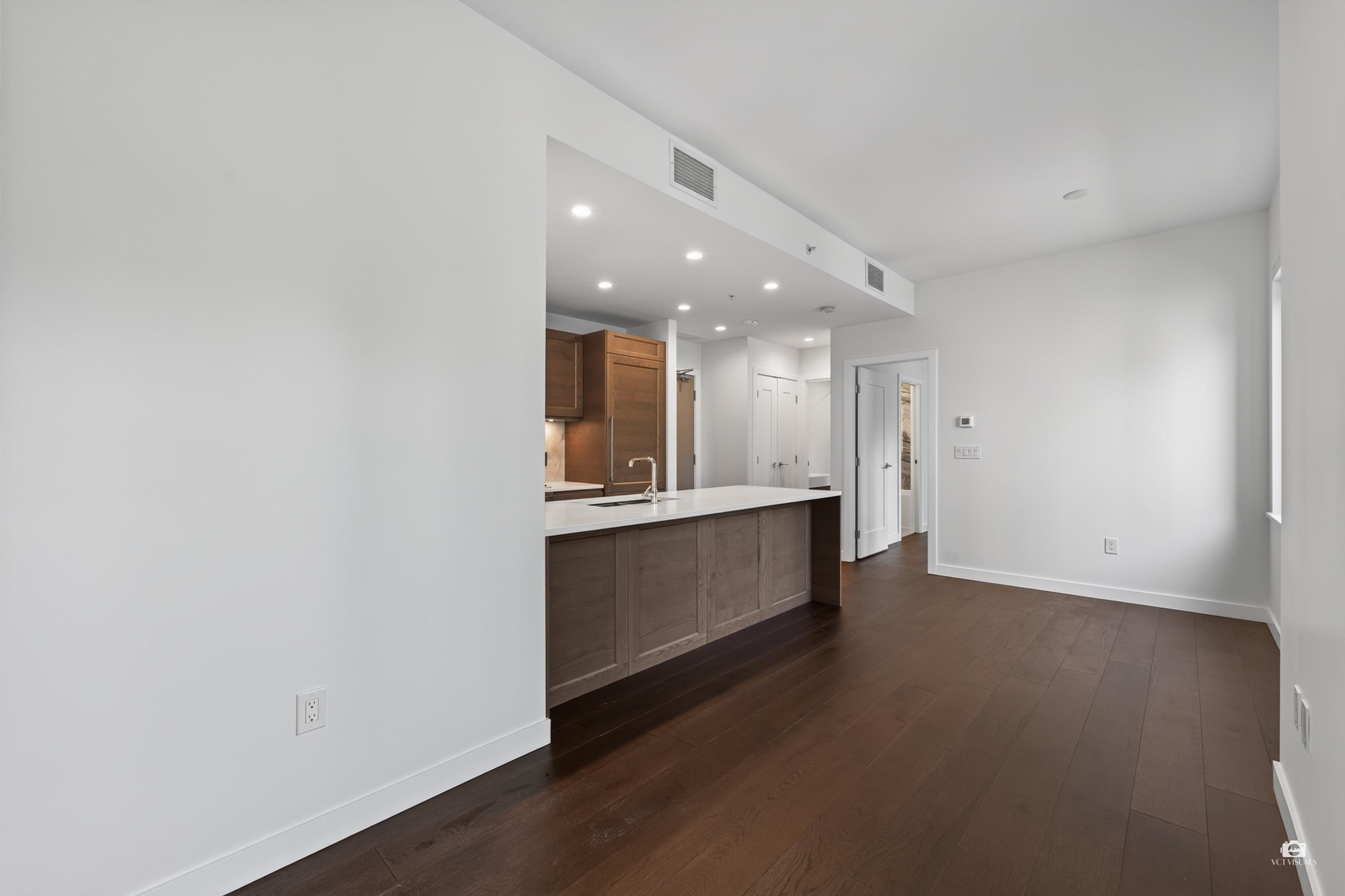 401 5681 Birney Avenue - MLS&reg; # R3151293