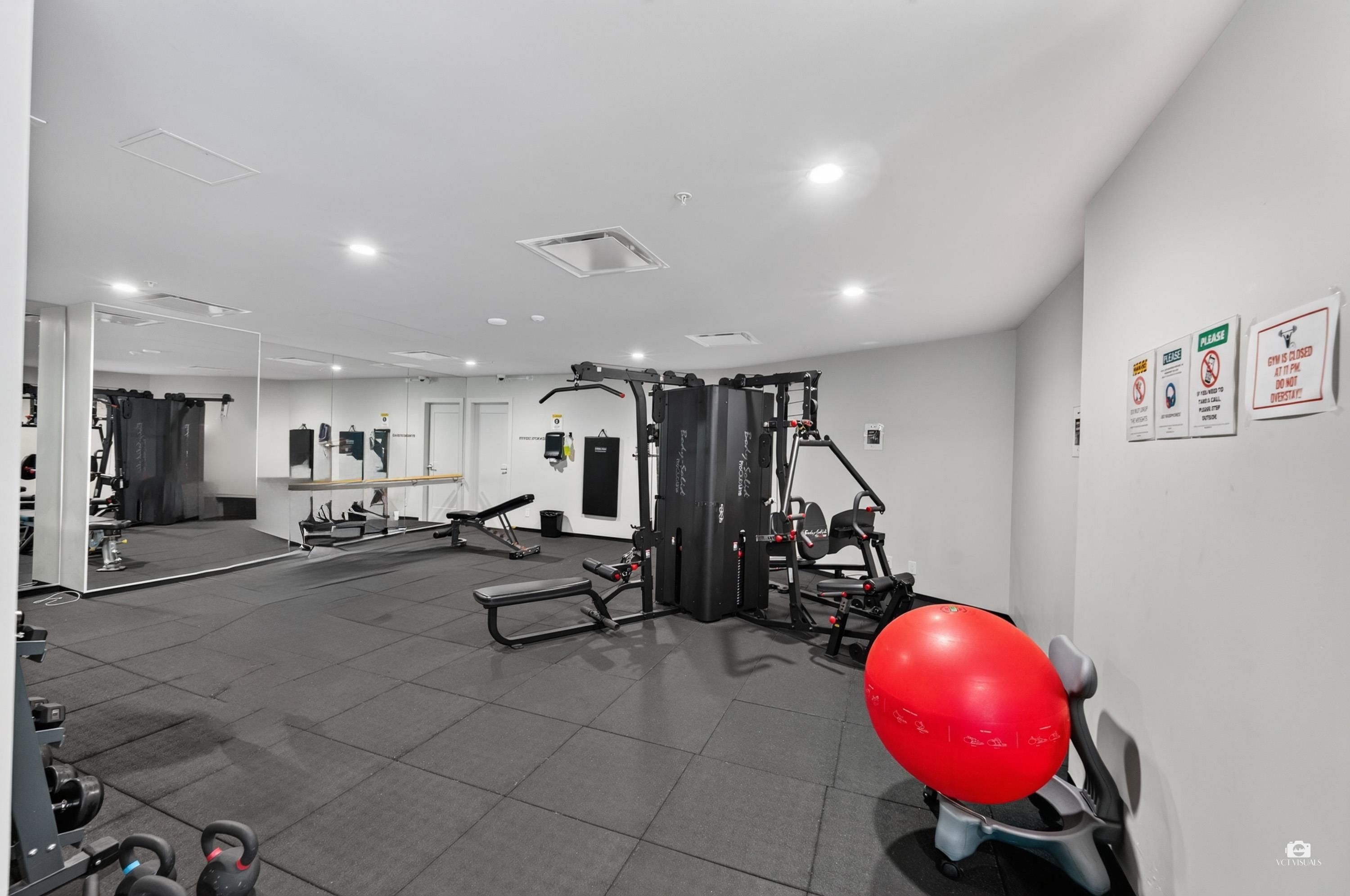 401 5681 Birney Avenue - MLS&reg; # R3151293