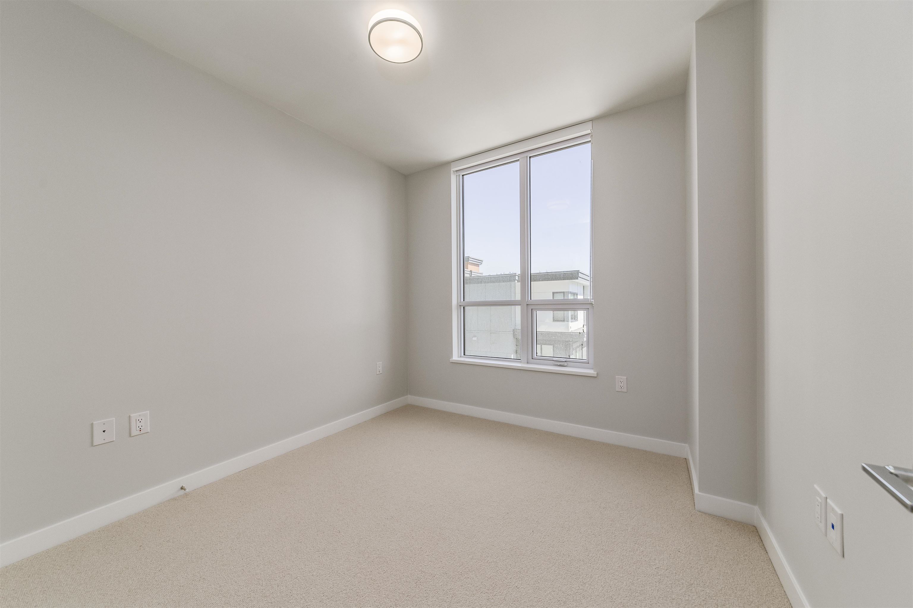 301 5380 Crooked Branch Road - MLS&reg; # R3151711