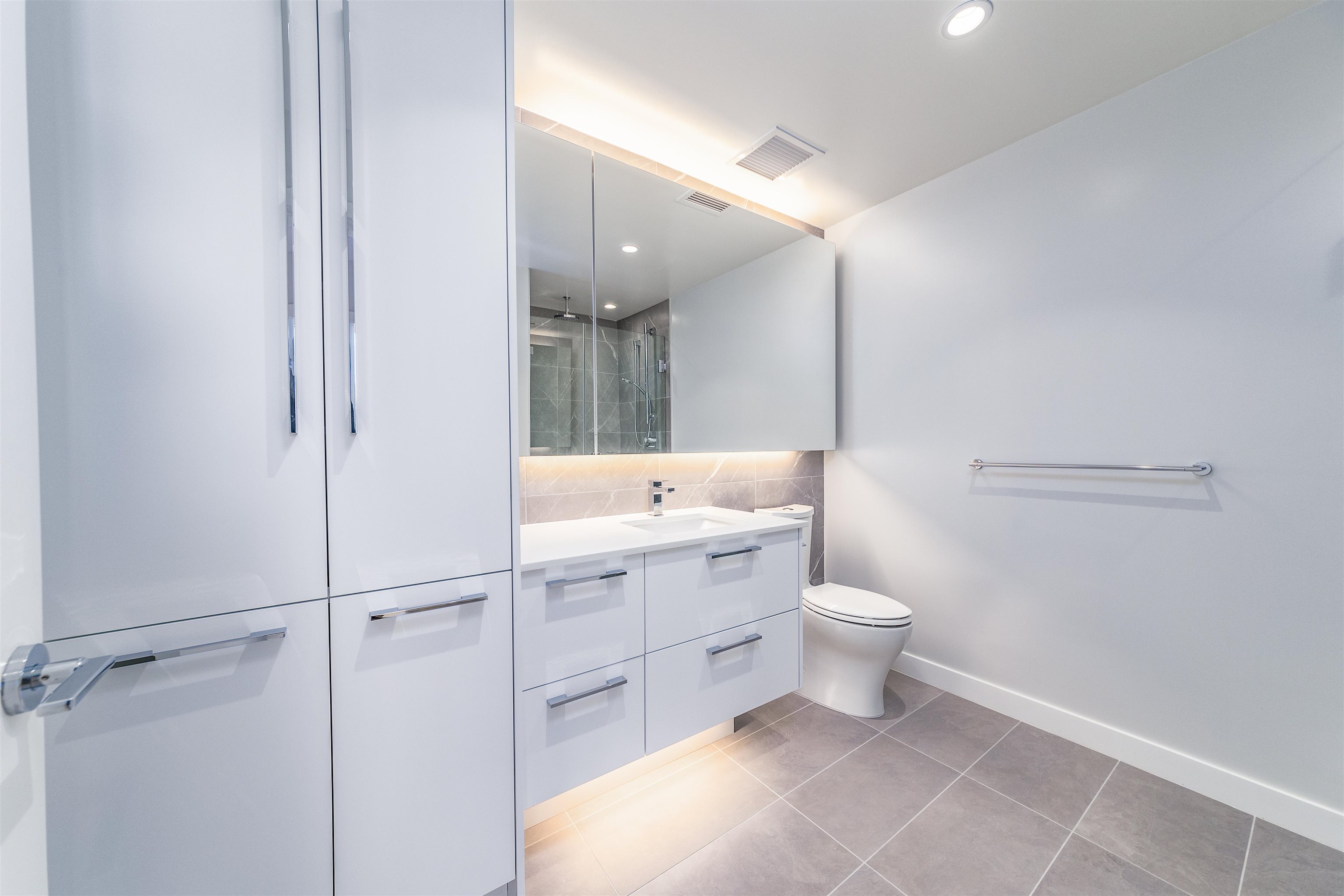 301 5380 Crooked Branch Road - MLS&reg; # R3151711