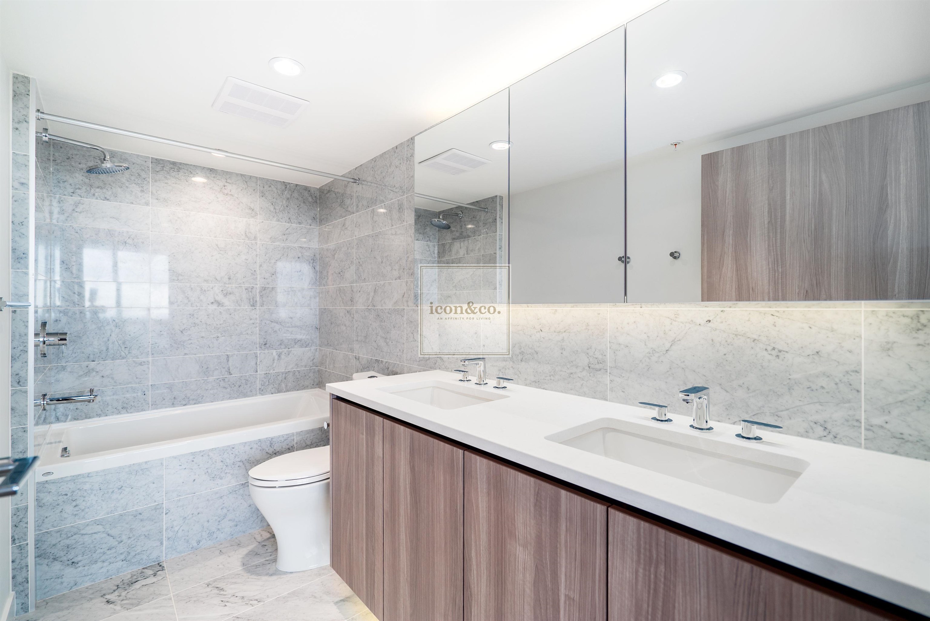 3XXX 455 Marine Drive - MLS&reg; # R3151728