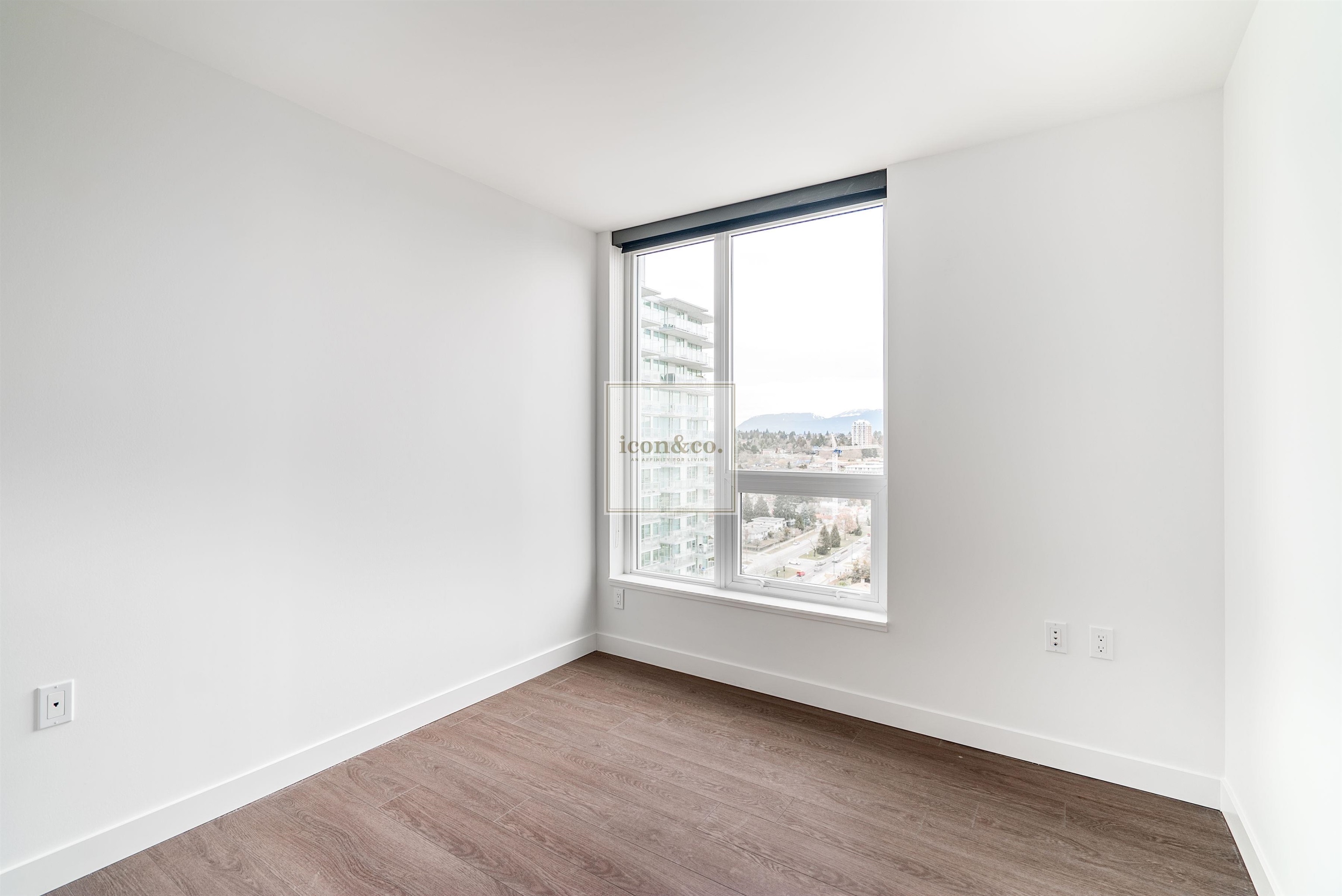 3XXX 455 Marine Drive - MLS&reg; # R3151728
