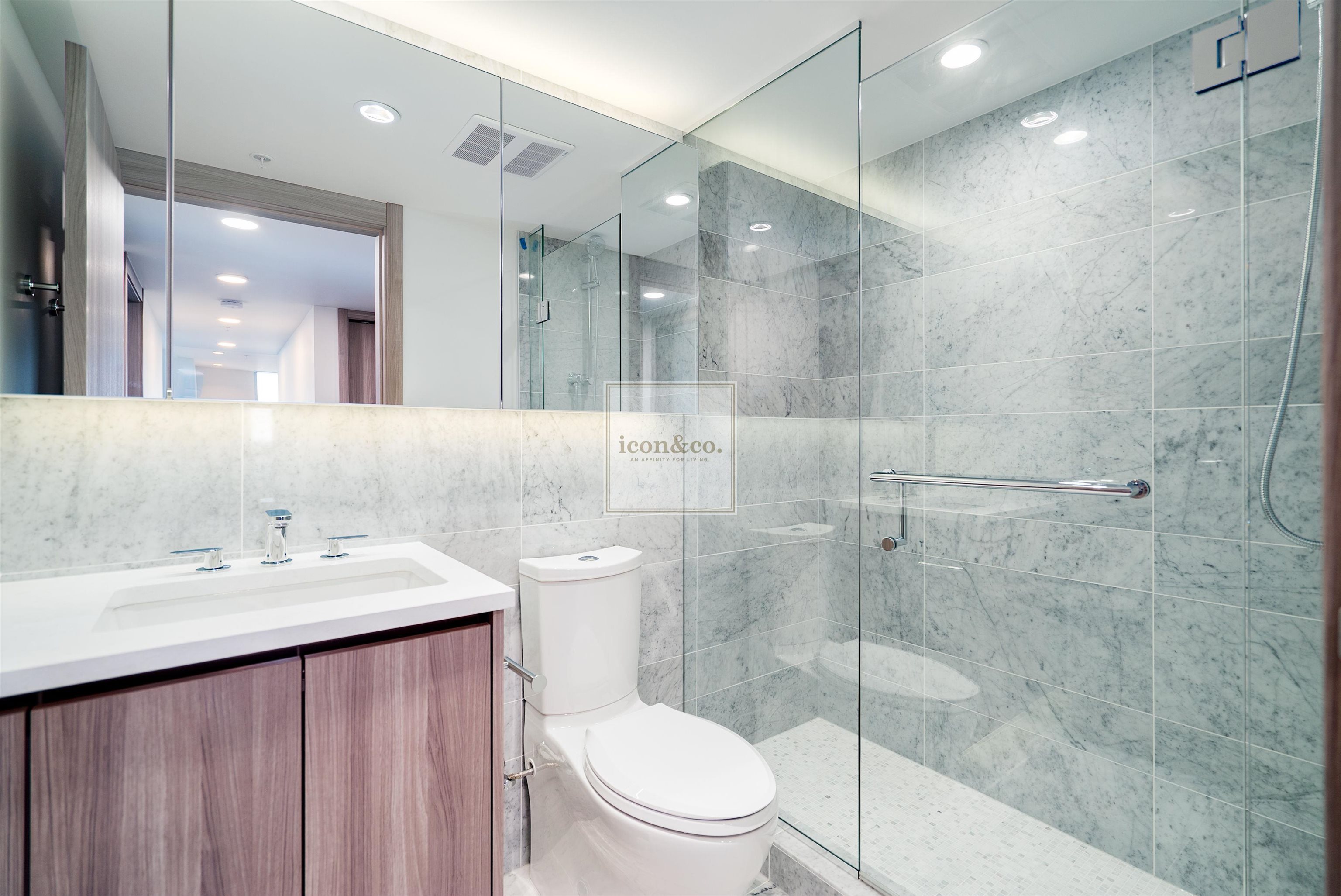 3XXX 455 Marine Drive - MLS&reg; # R3151728