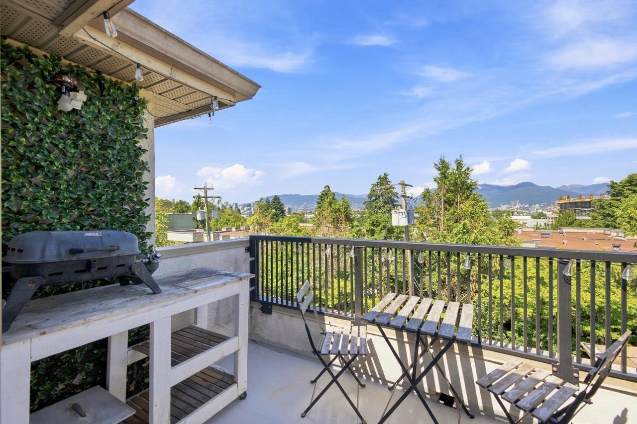 401 1099 Broadway  - MLS&reg; # R3152194