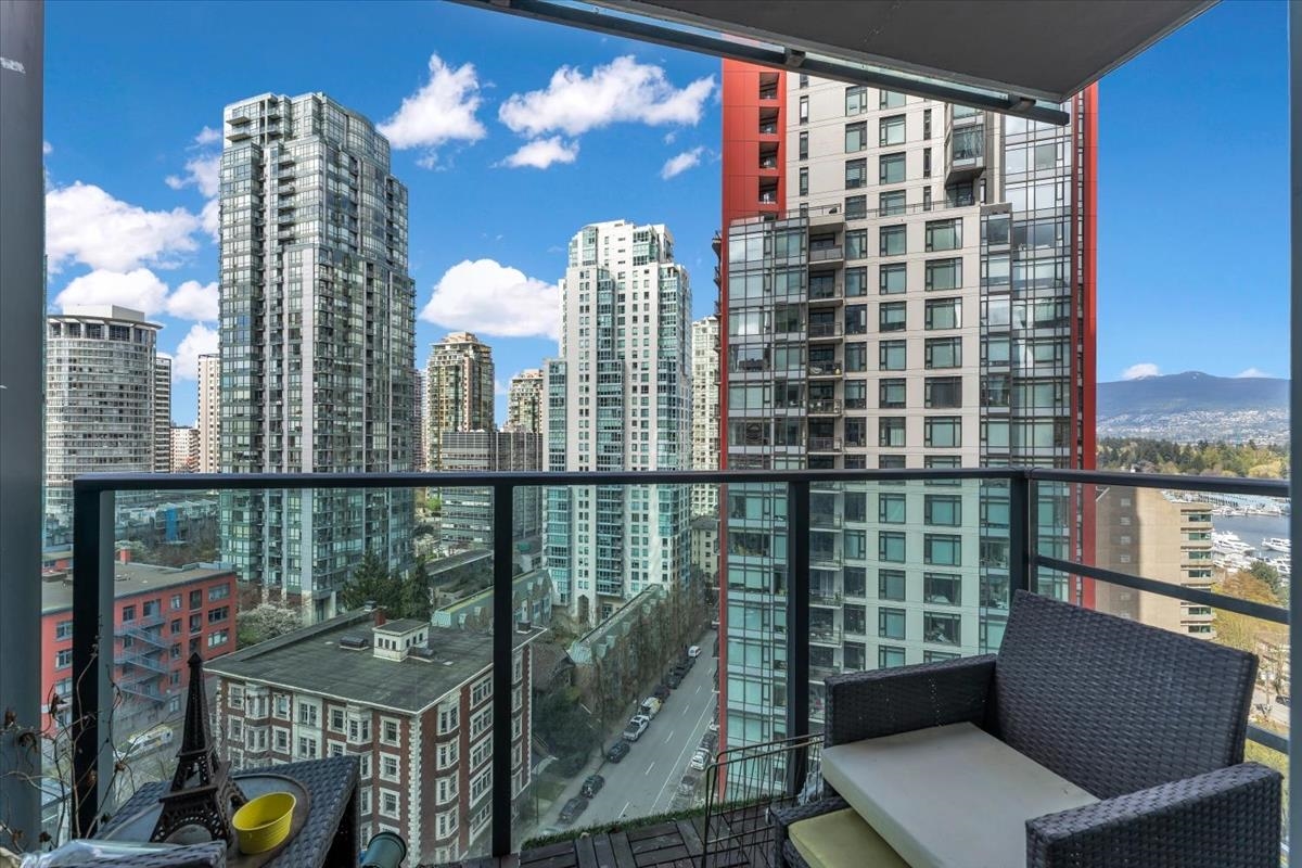 1707 1189 Melville Street - MLS&reg; # R3152262
