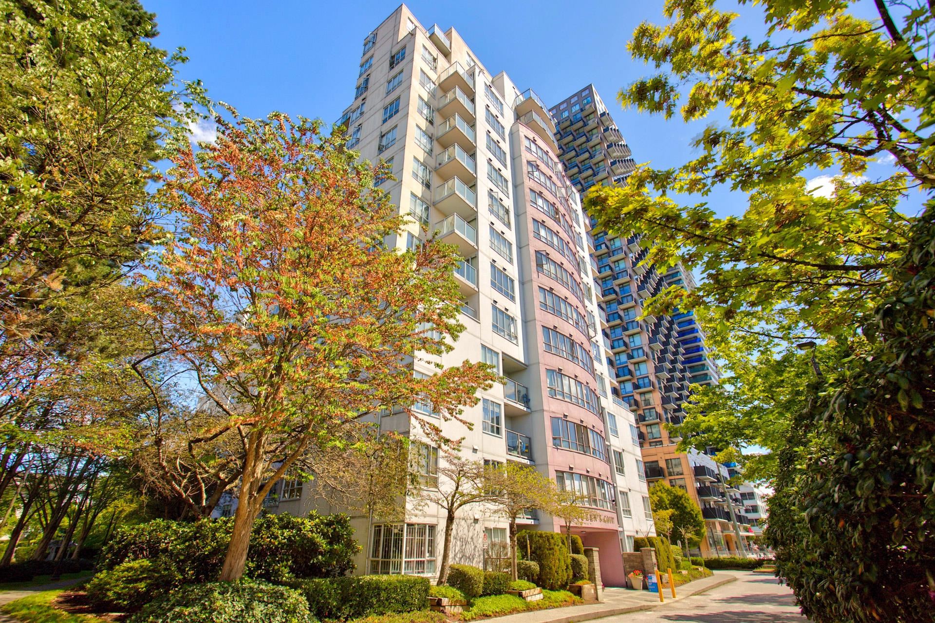 806 3455 Ascot Place - MLS&reg; # R3152736