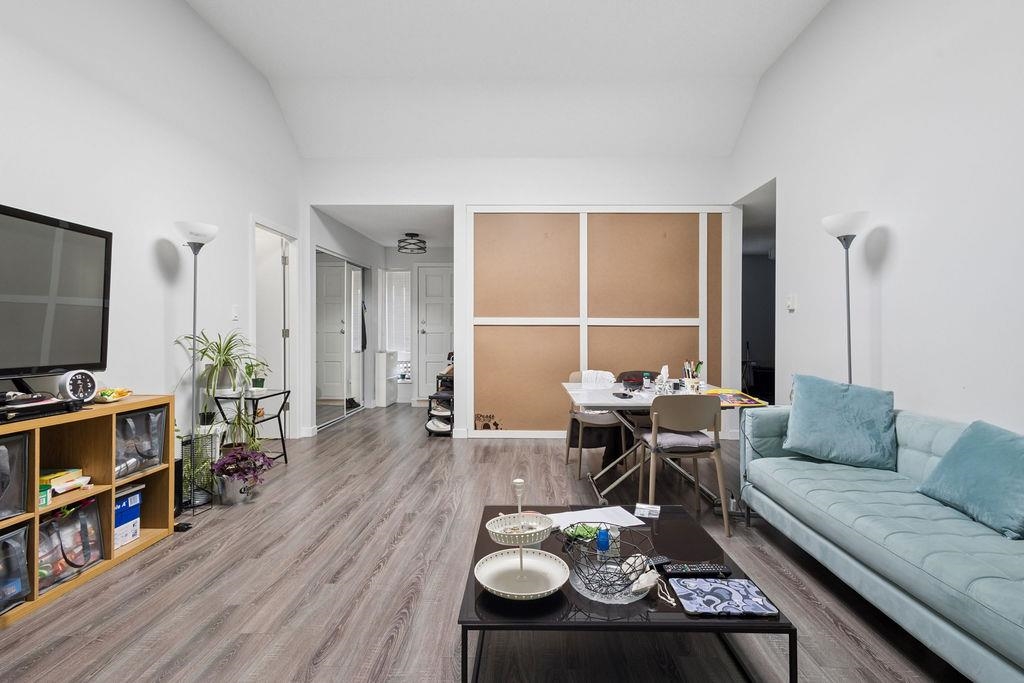 311 444 49th Avenue - MLS&reg; # R3152882