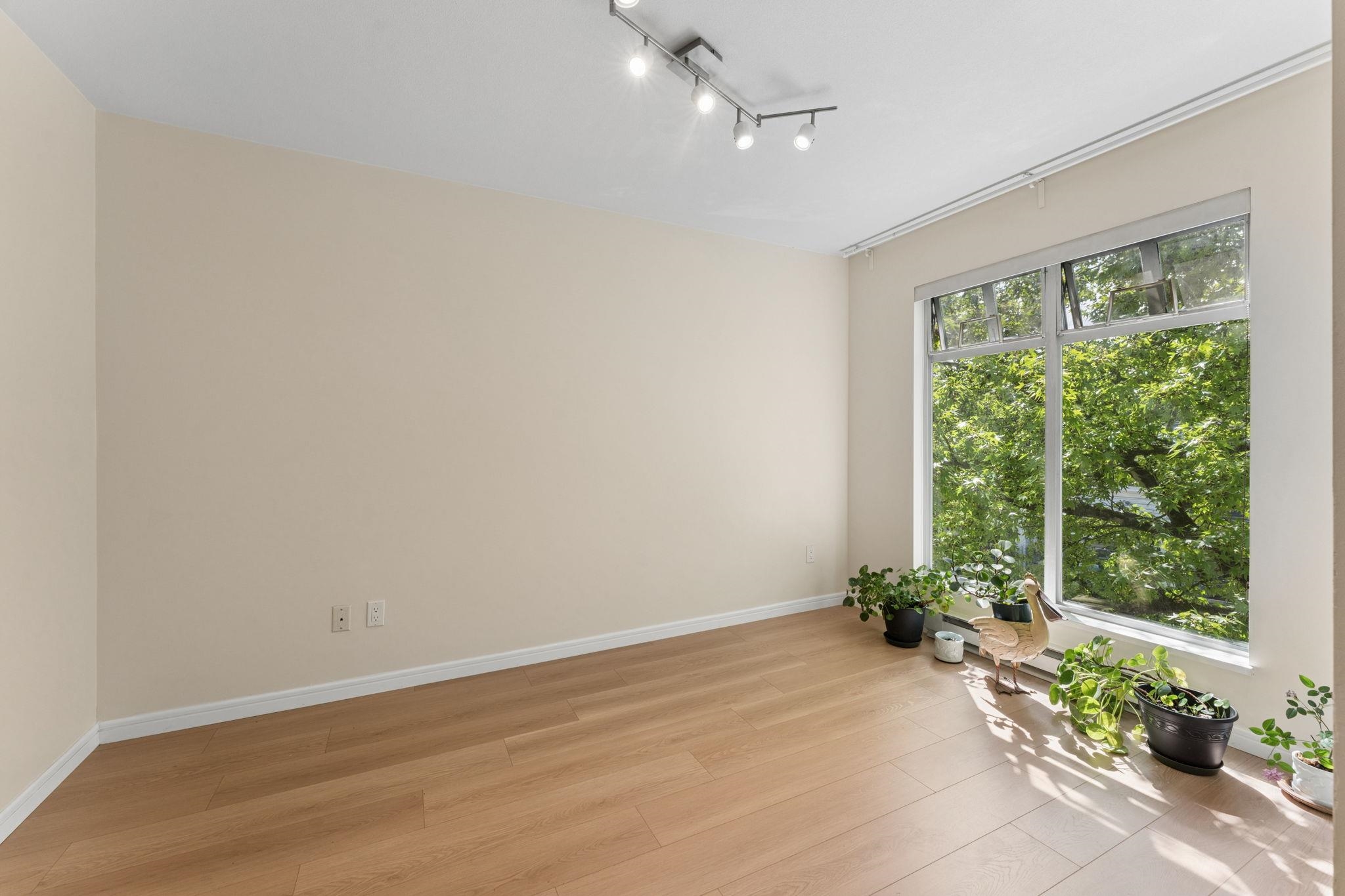 410 3727 10th Avenue - MLS&reg; # R3152929