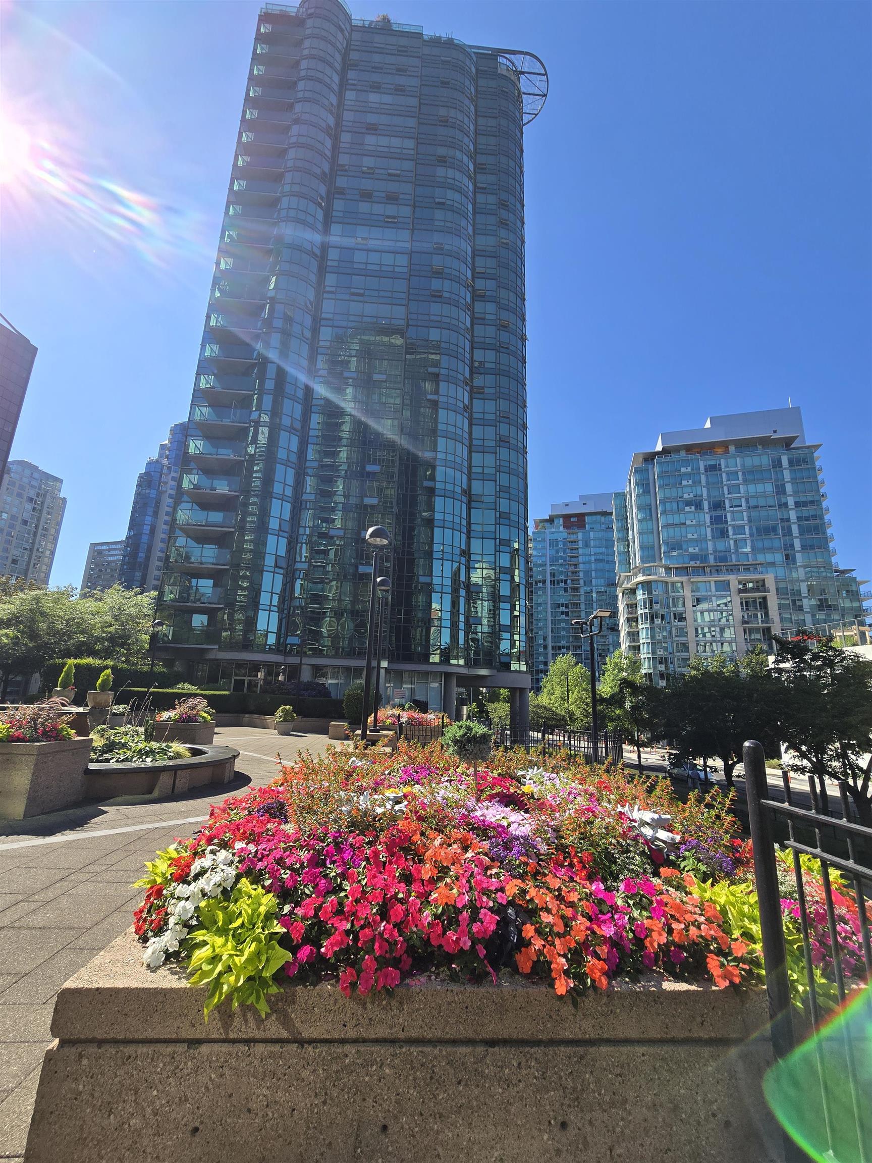 1705 588 Broughton Street - MLS&reg; # R3153590
