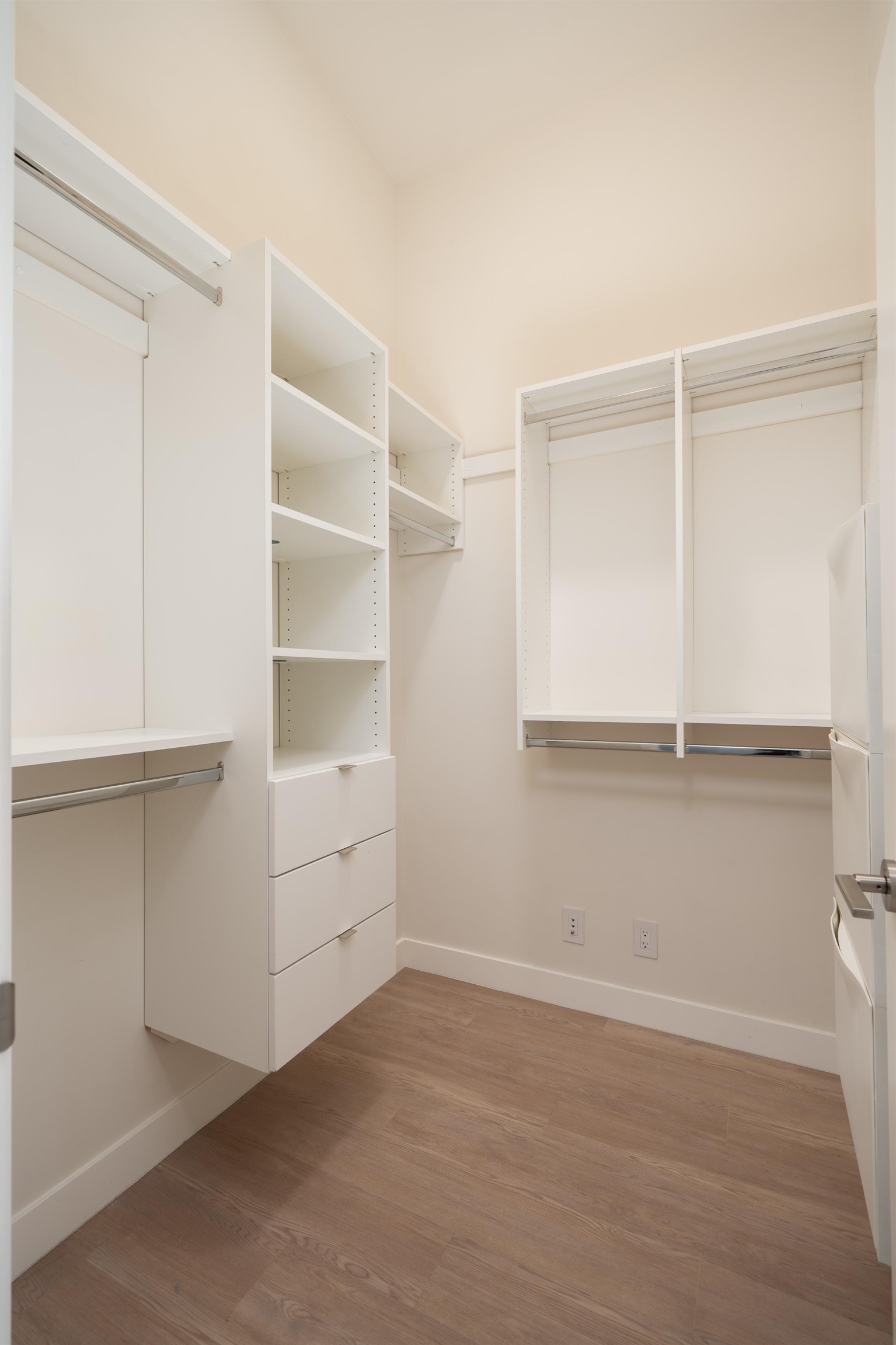  149 1st Avenue - MLS&reg; # R3153628