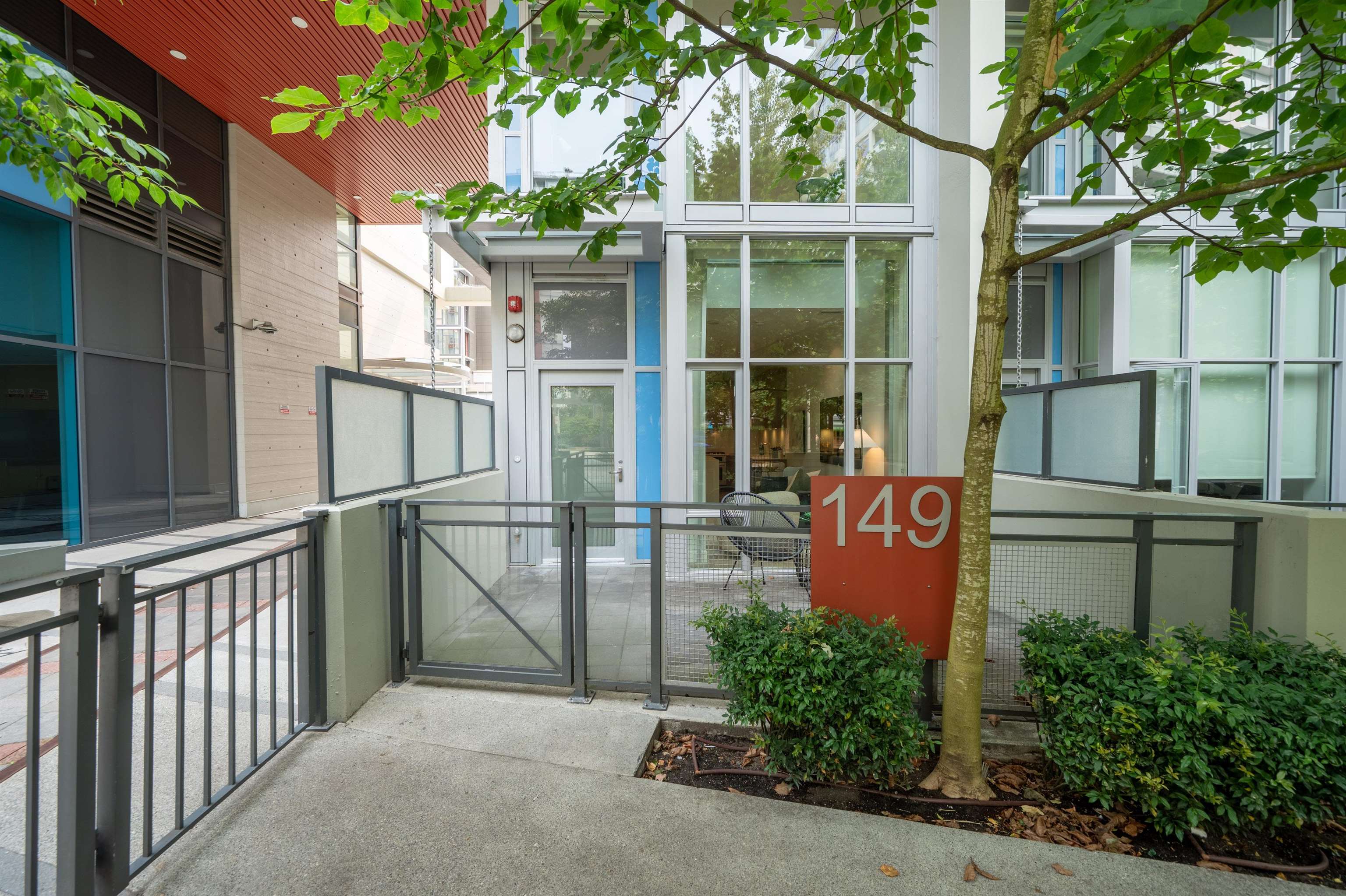  149 1st Avenue - MLS&reg; # R3153628