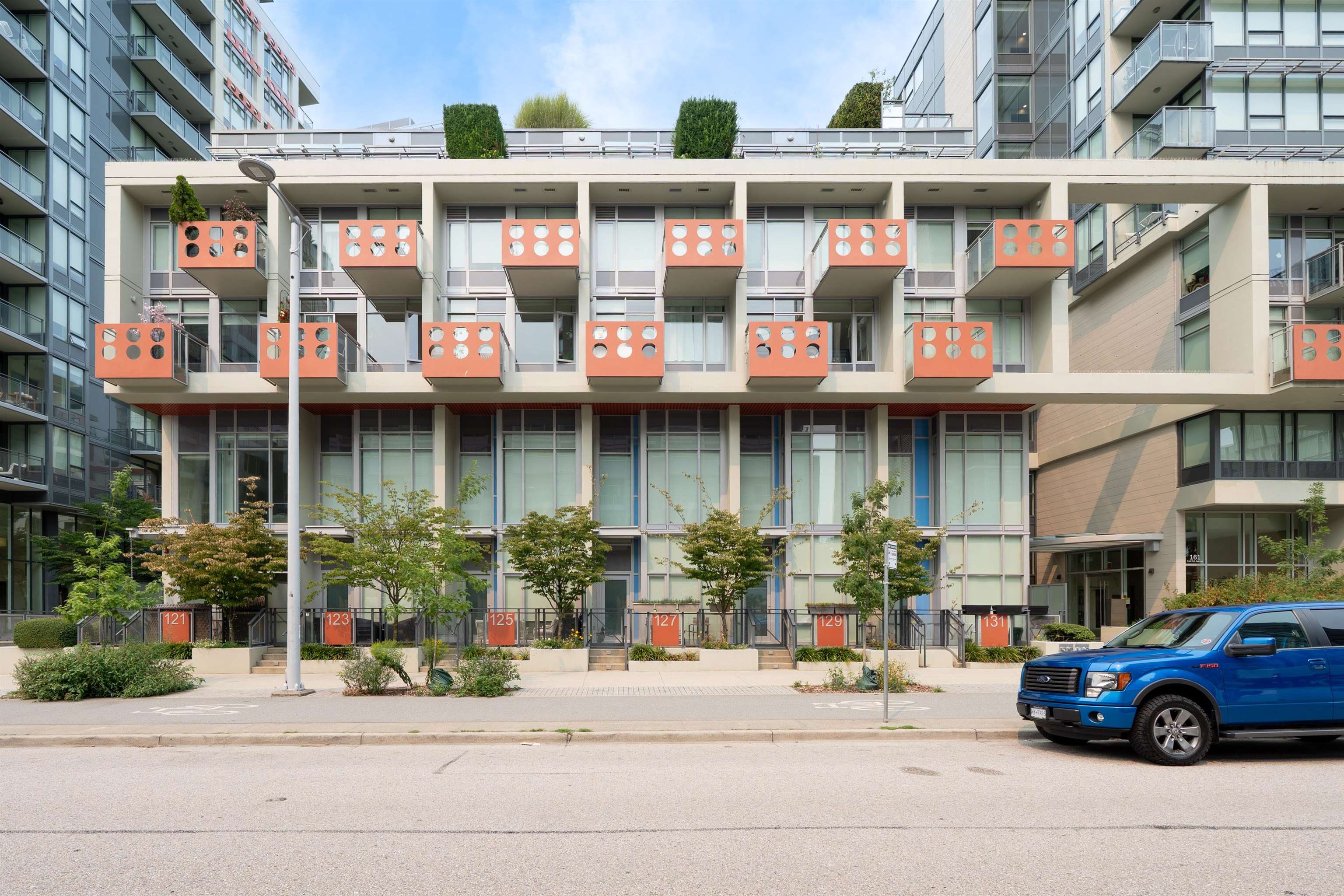  149 1st Avenue - MLS&reg; # R3153628