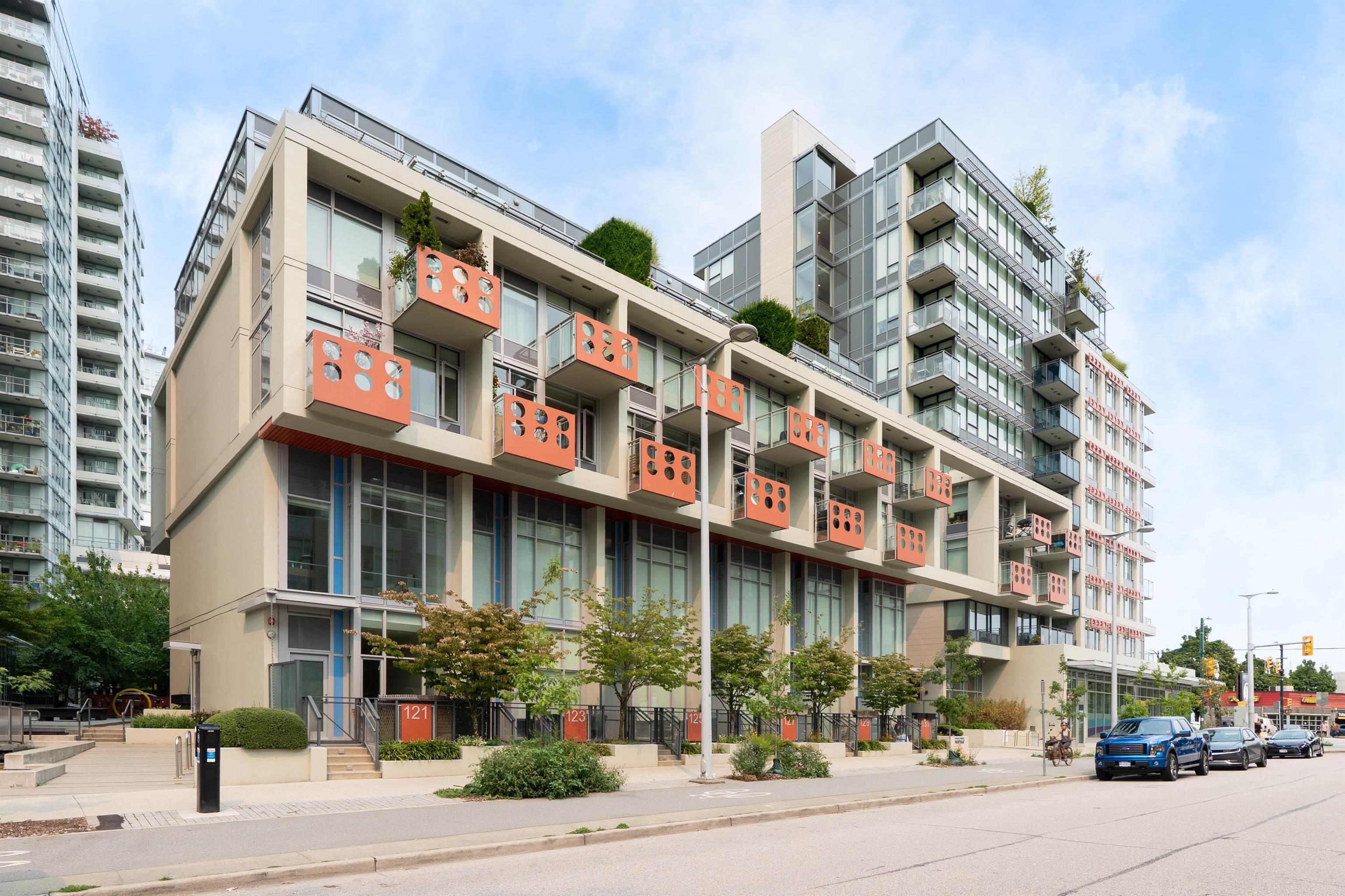  149 1st Avenue - MLS&reg; # R3153628