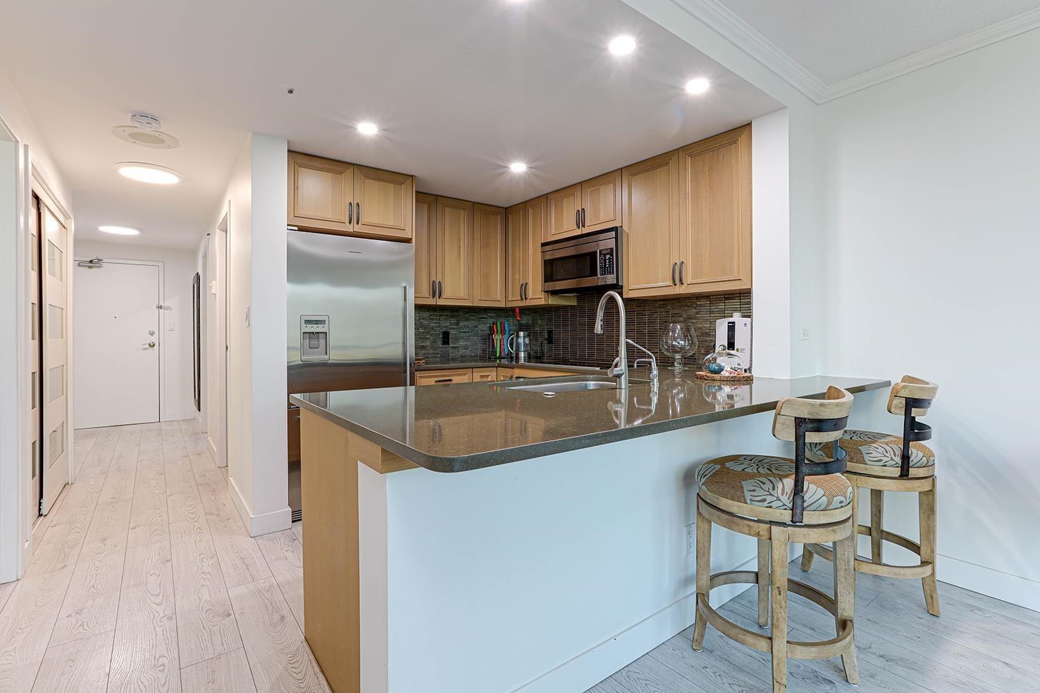 702 588 Broughton Street - MLS&reg; # R3153738