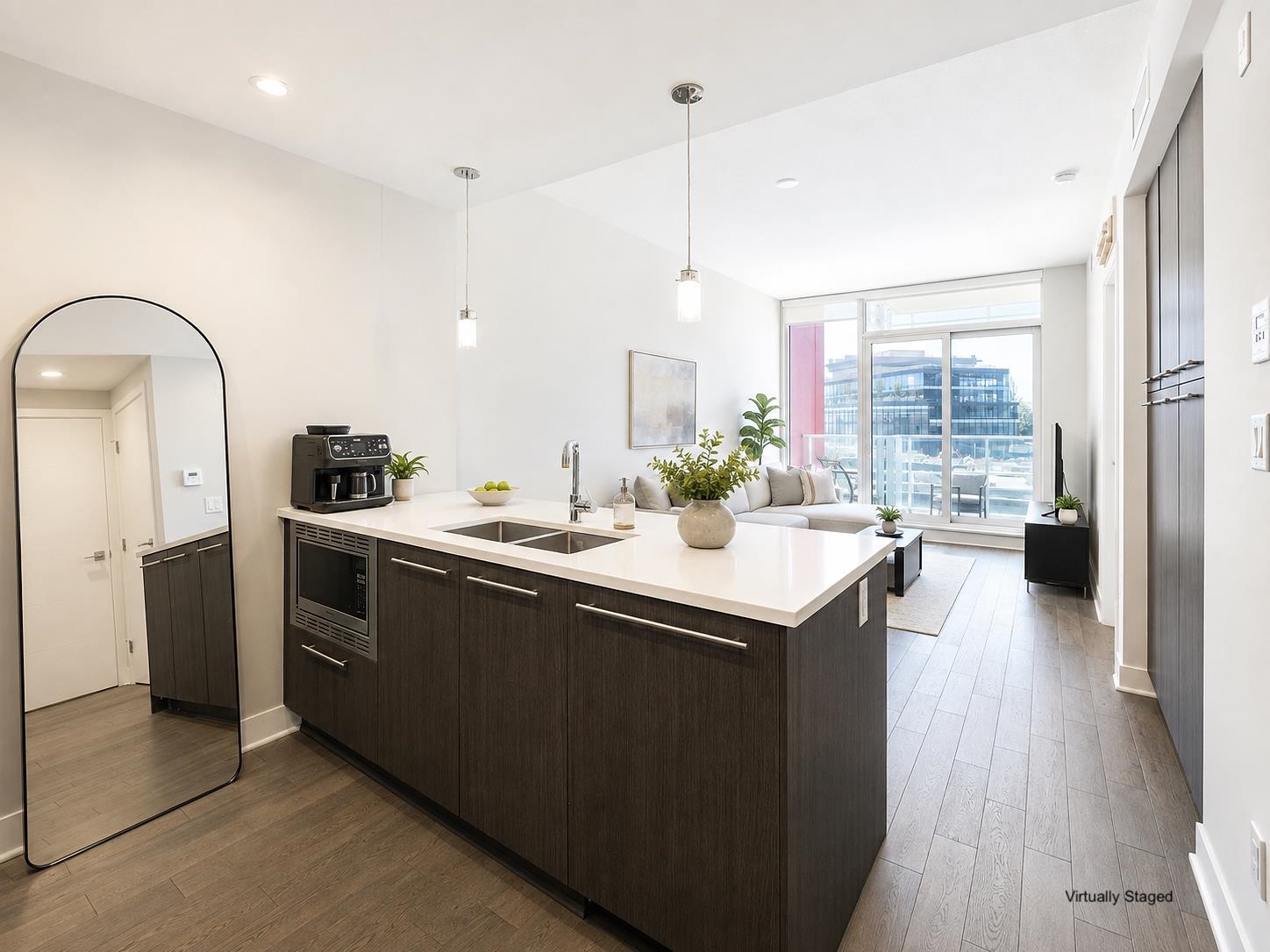 303 677 41st Avenue - MLS&reg; # R3154147