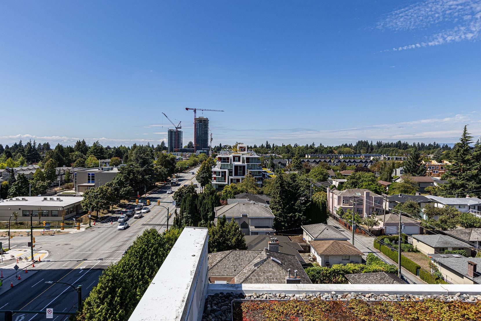 303 677 41st Avenue - MLS&reg; # R3154147