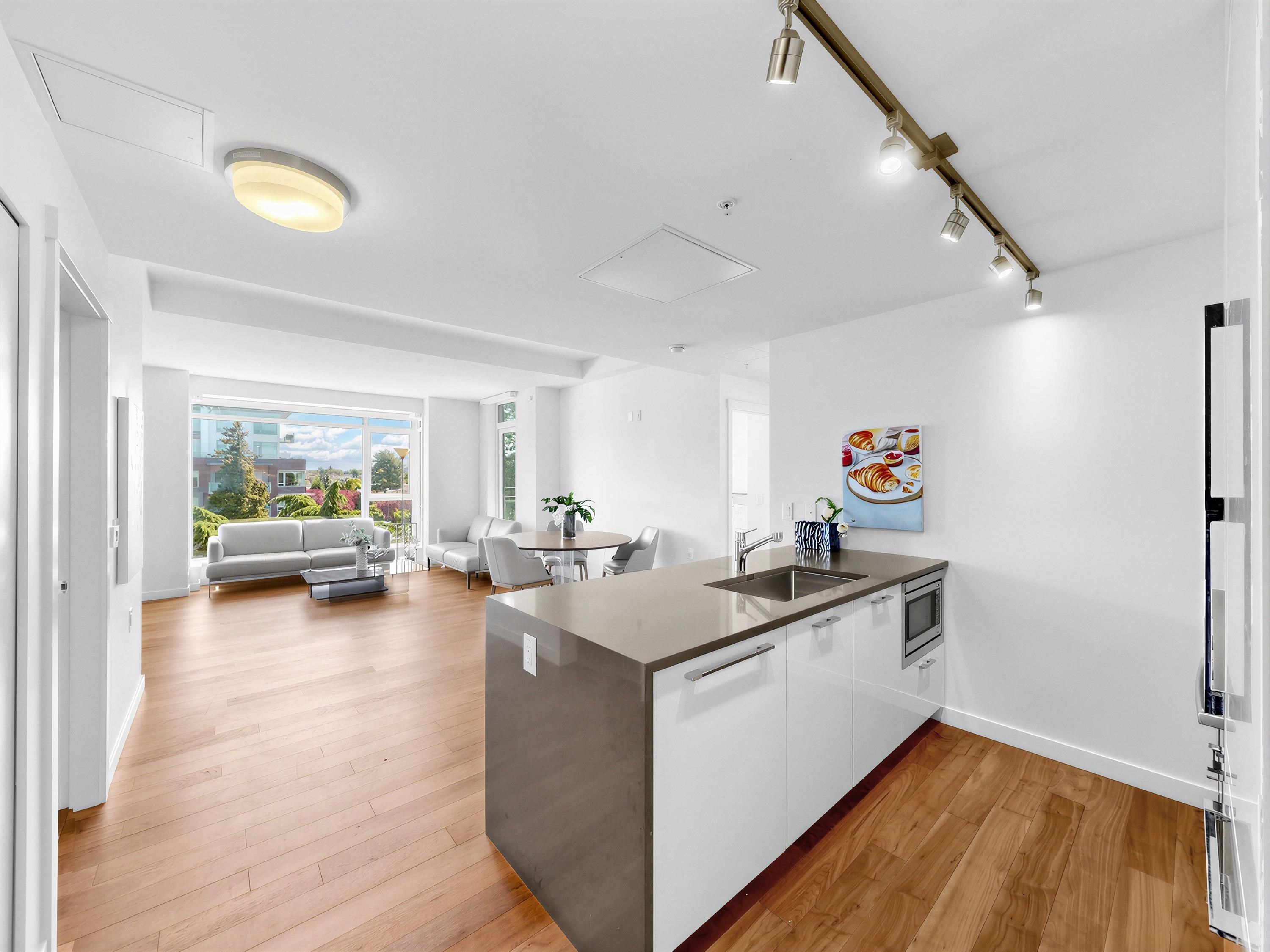 402 4189 Cambie Street - MLS&reg; # R3154332