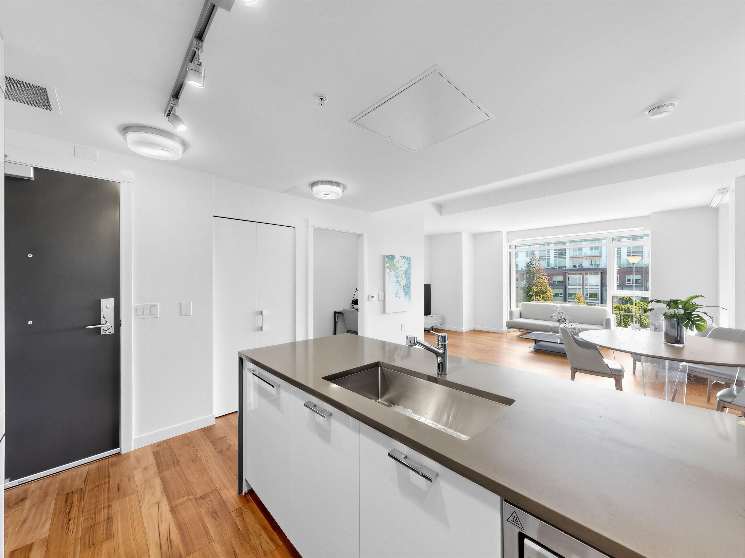 402 4189 Cambie Street - MLS&reg; # R3154332