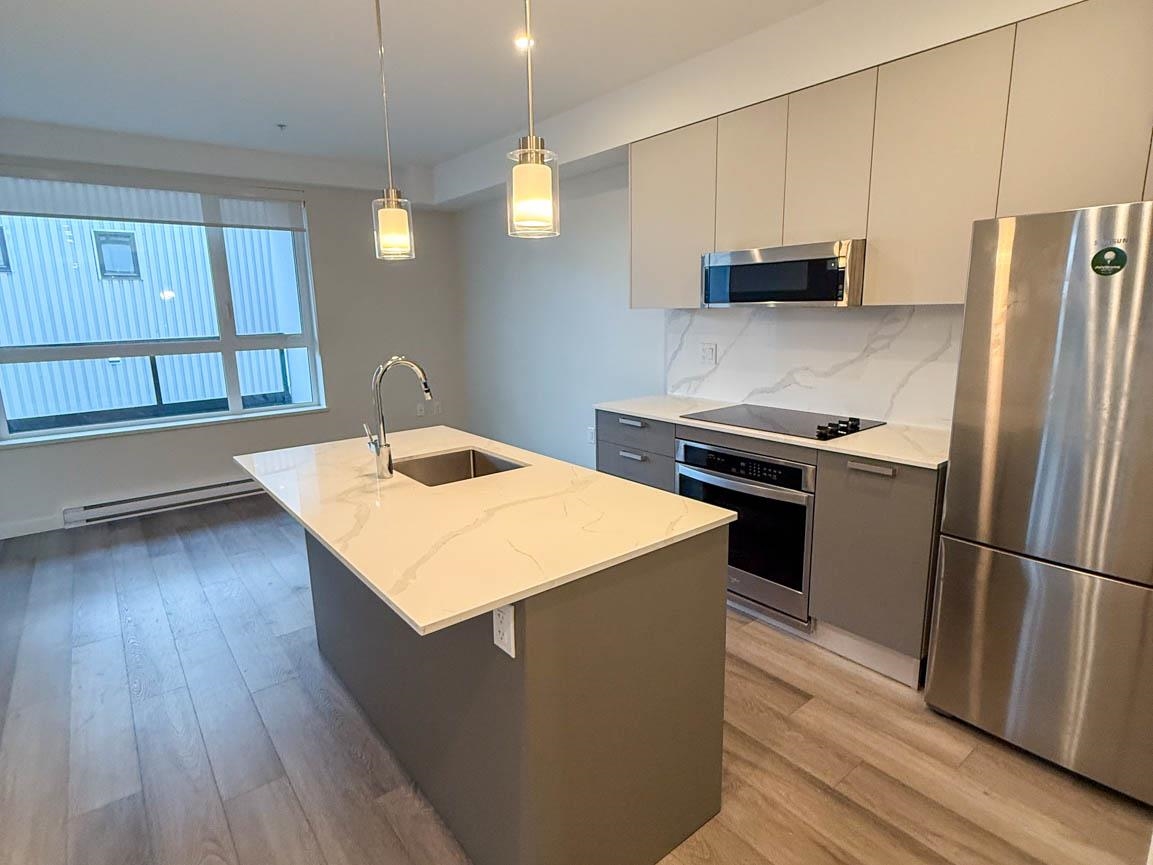 204 3588 Hull Street - MLS&reg; # R3154423