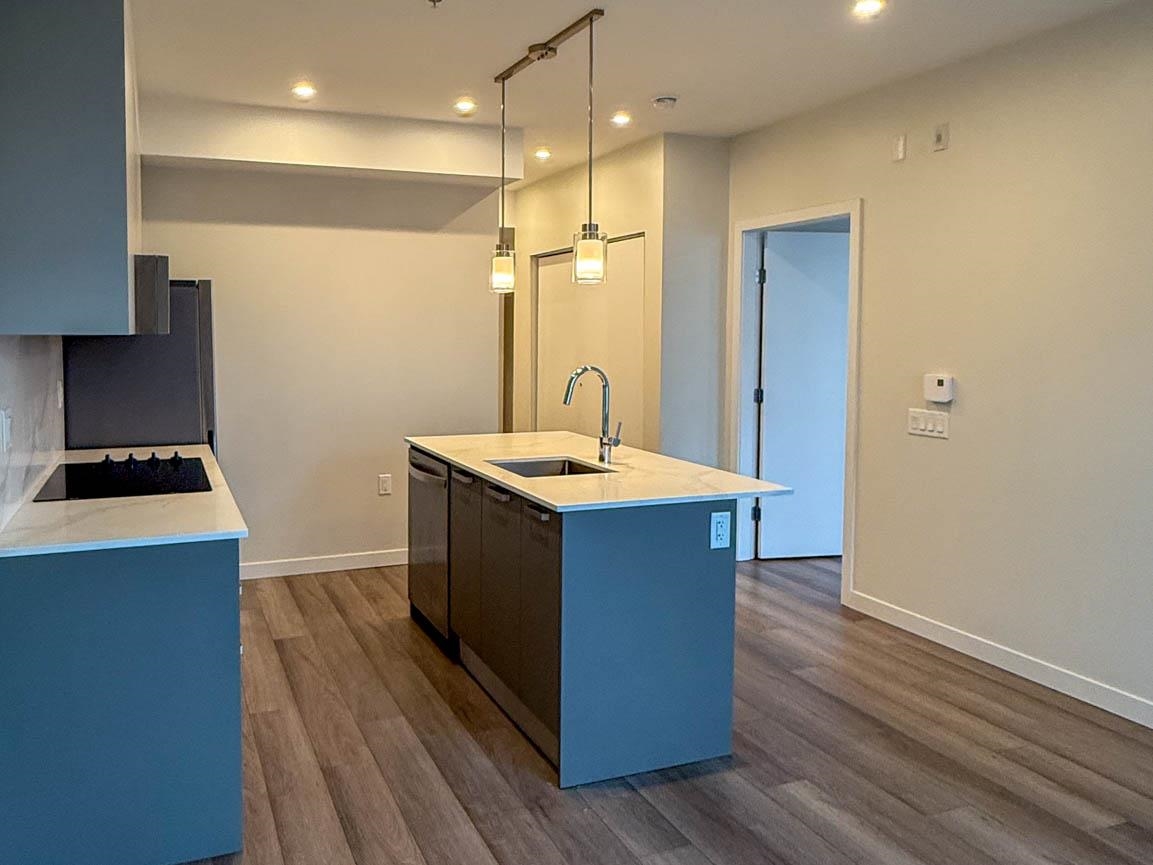 204 3588 Hull Street - MLS&reg; # R3154423