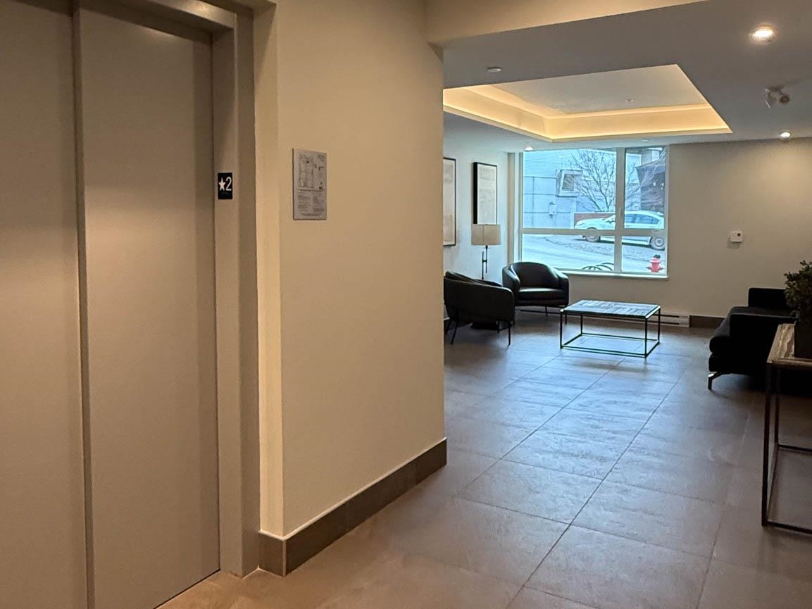 204 3588 Hull Street - MLS&reg; # R3154423
