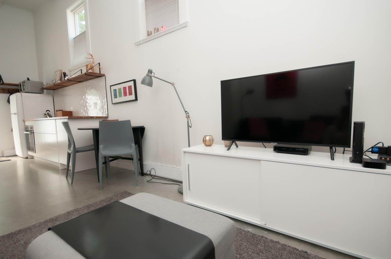   Coach House - 563 Union Street  - MLS&reg; # R3154440