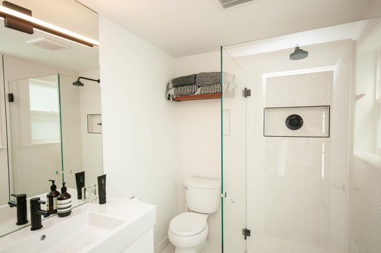   Coach House - 563 Union Street  - MLS&reg; # R3154440