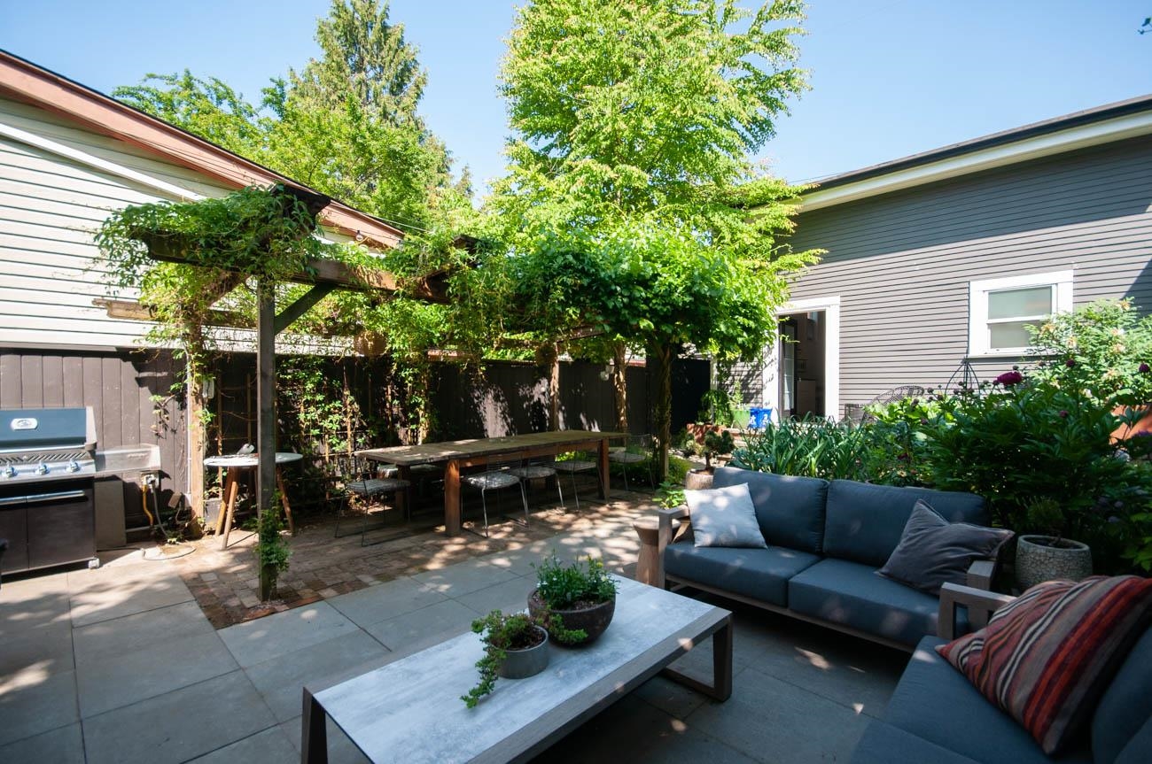   Coach House - 563 Union Street  - MLS&reg; # R3154440