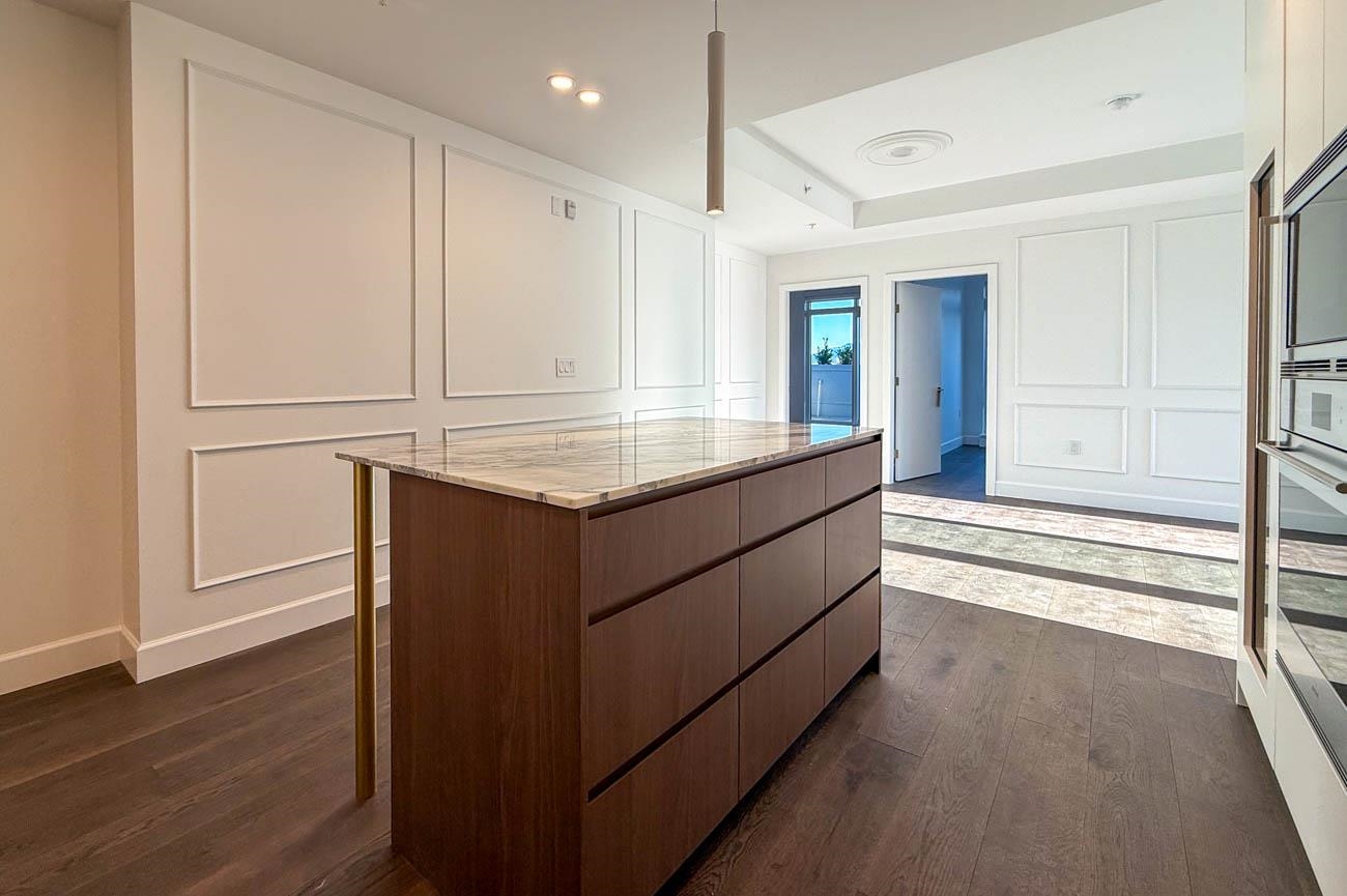 407 3668 10th  - MLS&reg; # R3154456