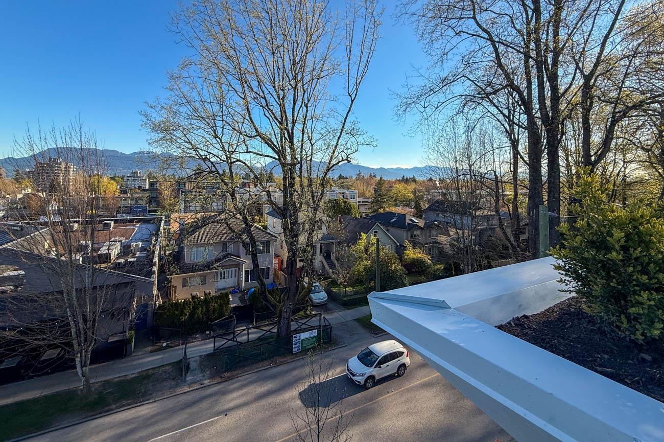 407 3668 10th  - MLS&reg; # R3154456