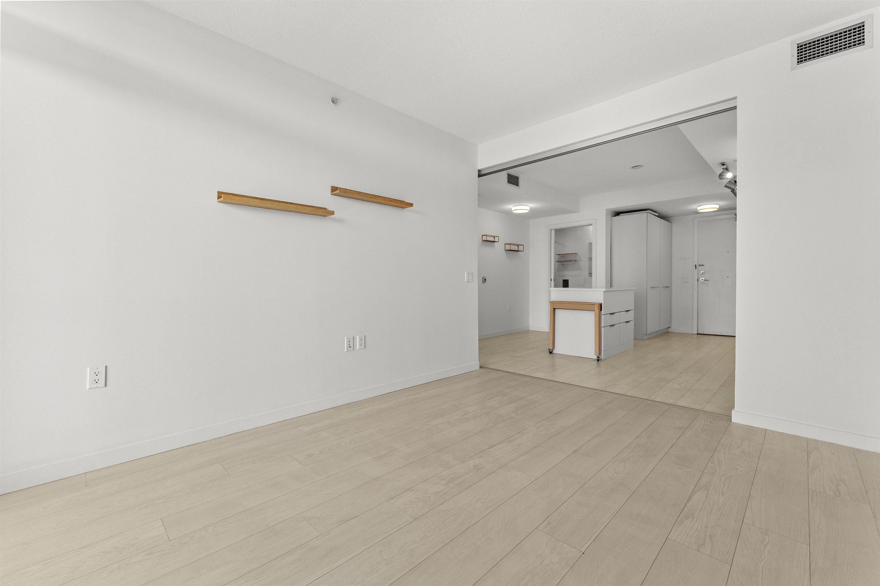 728 180 2nd Avenue - MLS&reg; # R3154685