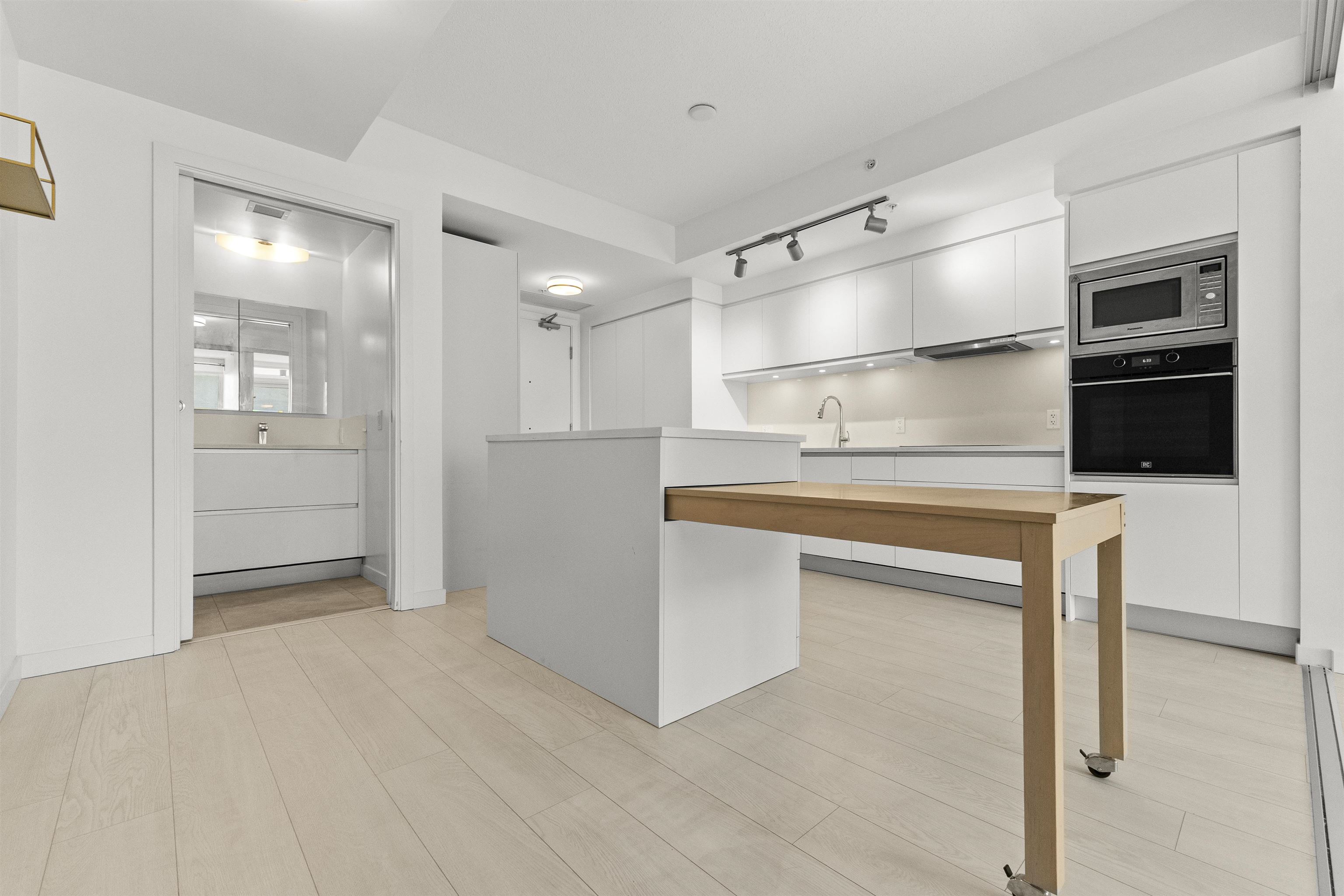 728 180 2nd Avenue - MLS&reg; # R3154685