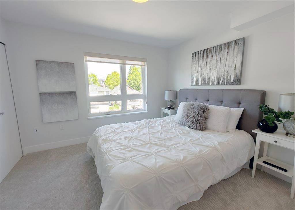  2731 Duke St  - MLS&reg; # R3154915