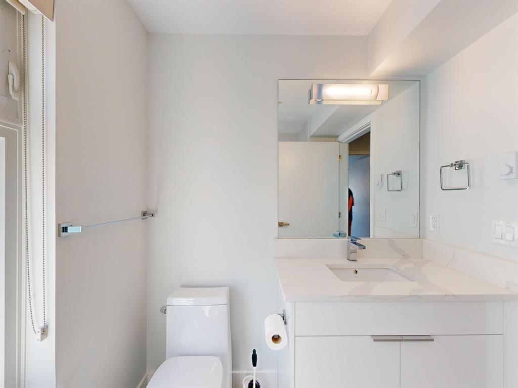  2731 Duke St  - MLS&reg; # R3154915