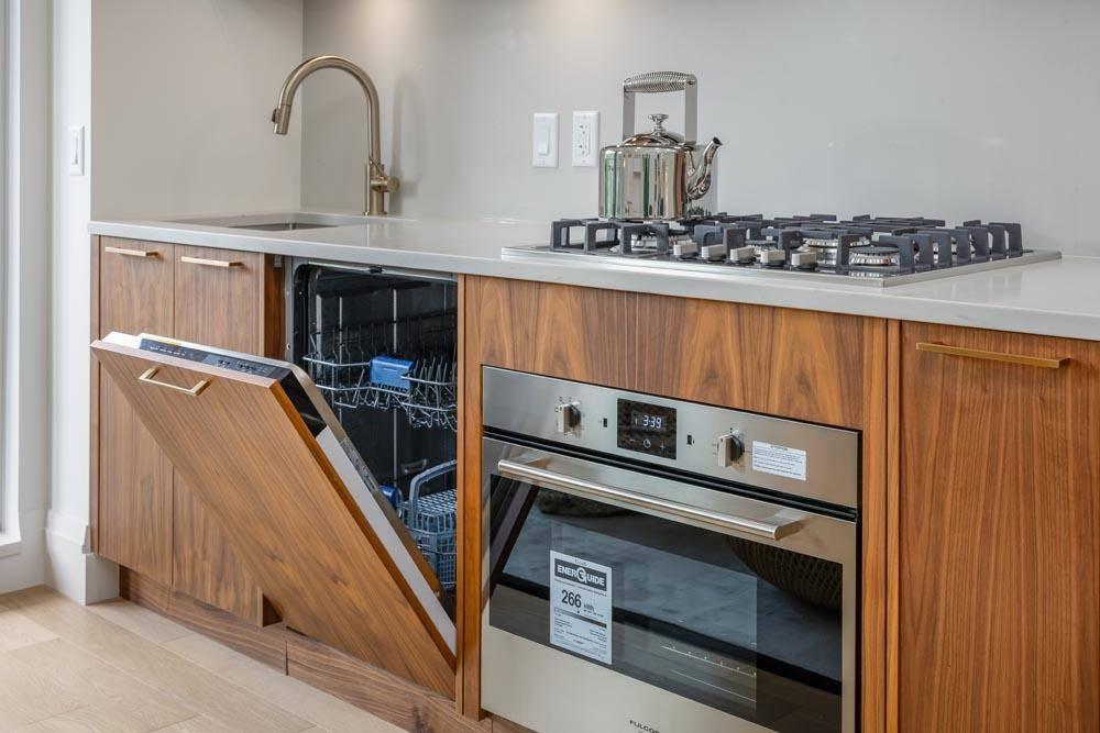 410 2550 Garden Drive - MLS&reg; # R3155664