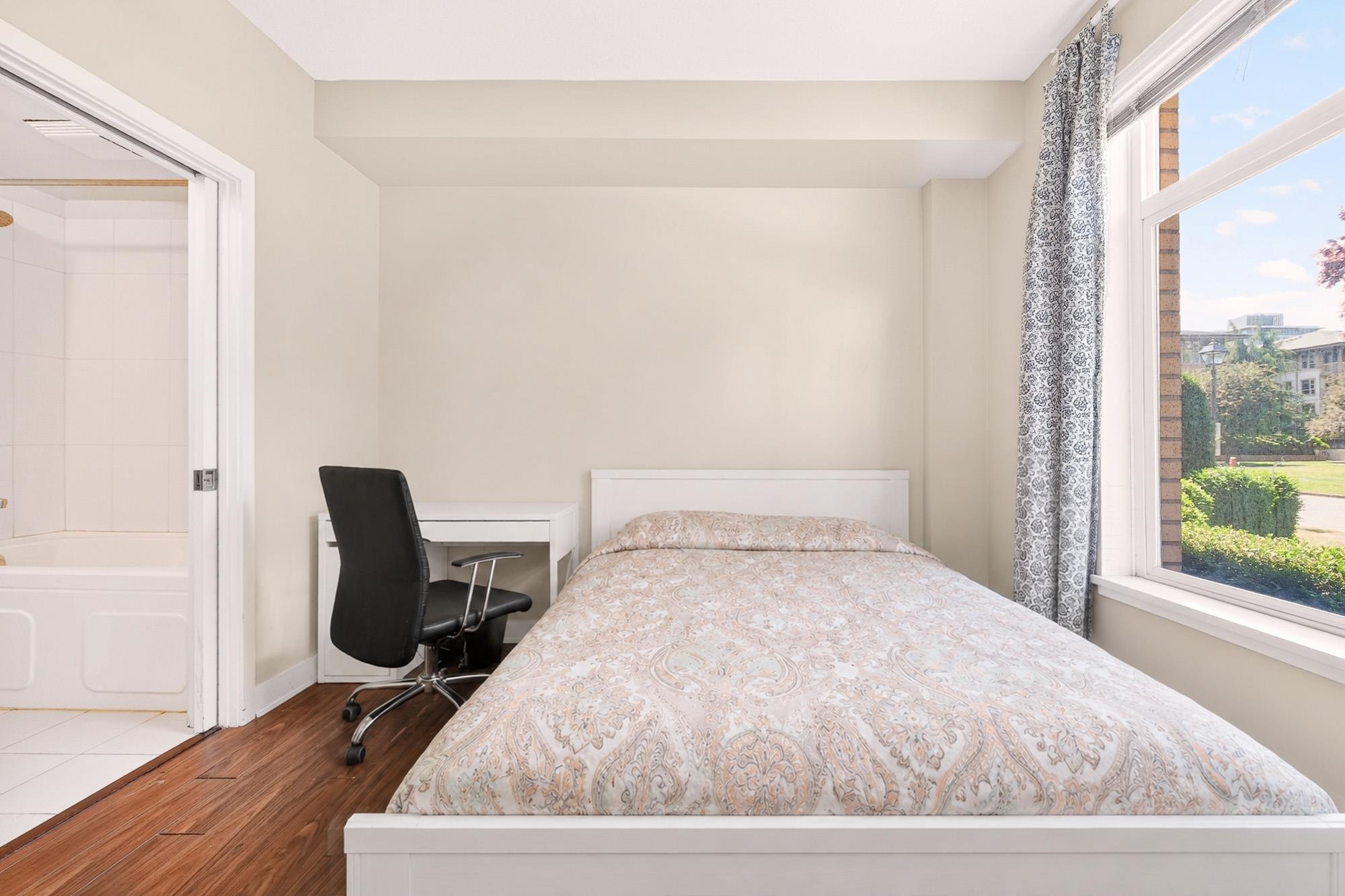 1xx 5692 Kings Road - MLS&reg; # R3155756