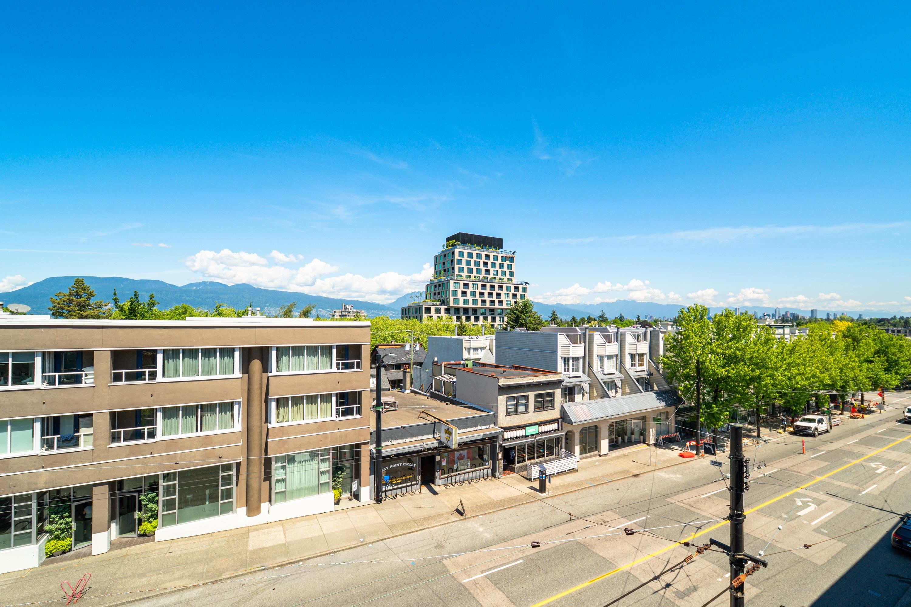 302 3788 10th Avenue - MLS&reg; # R3156426