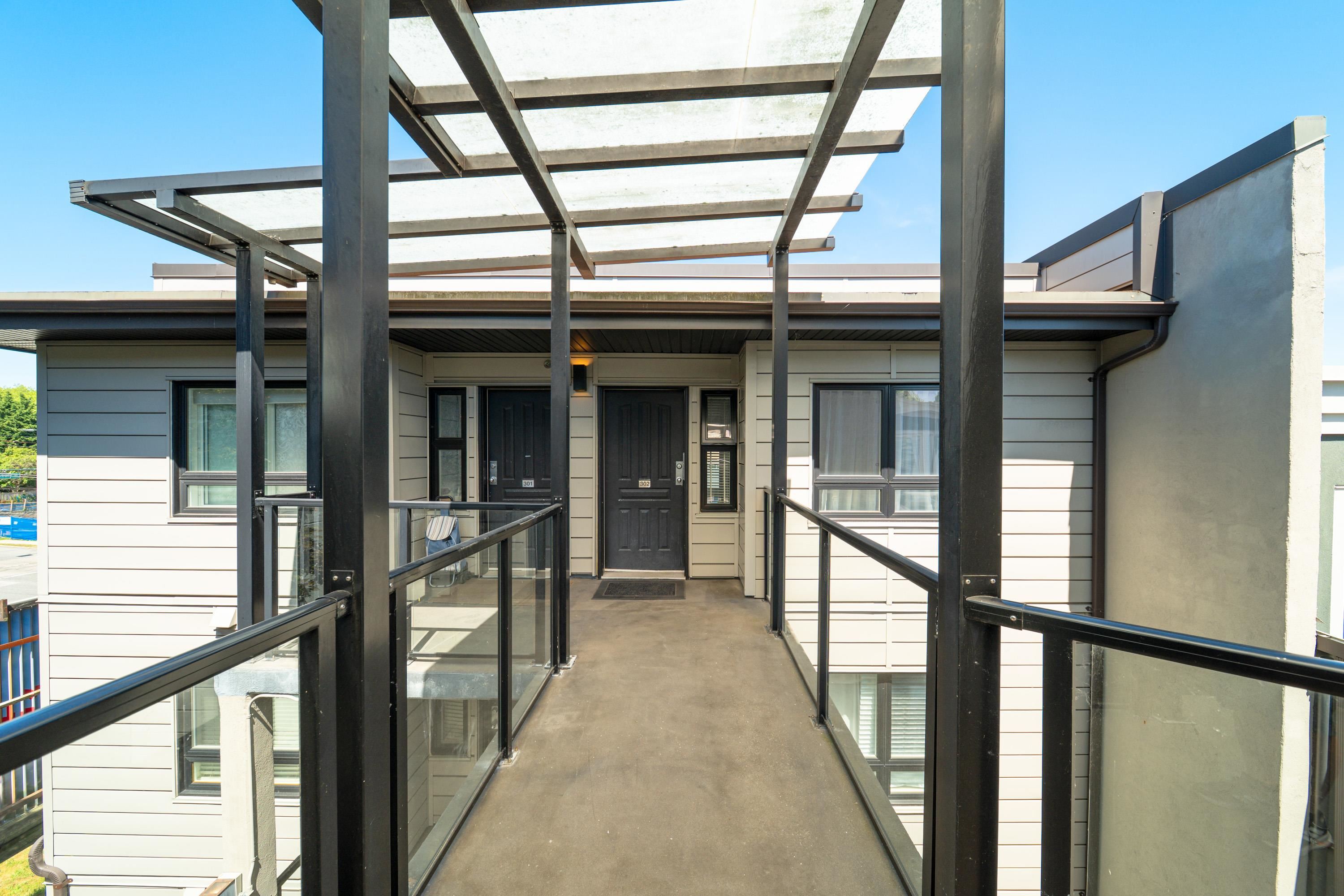 302 3788 10th Avenue - MLS&reg; # R3156426