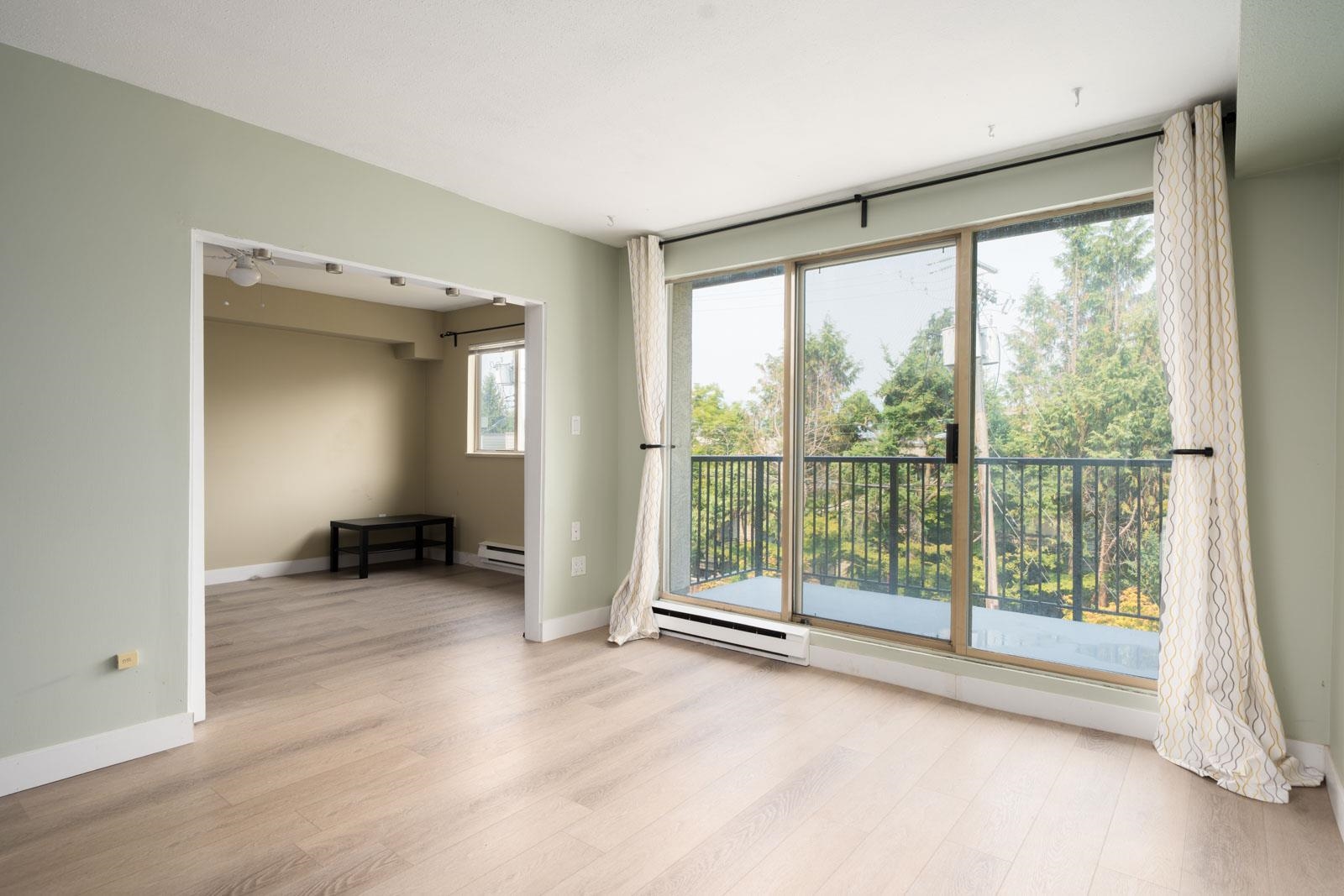  1099 Broadway  - MLS&reg; # R3156623