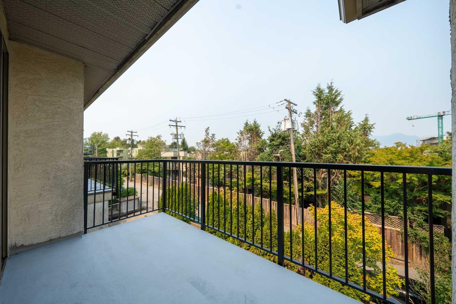  1099 Broadway  - MLS&reg; # R3156623