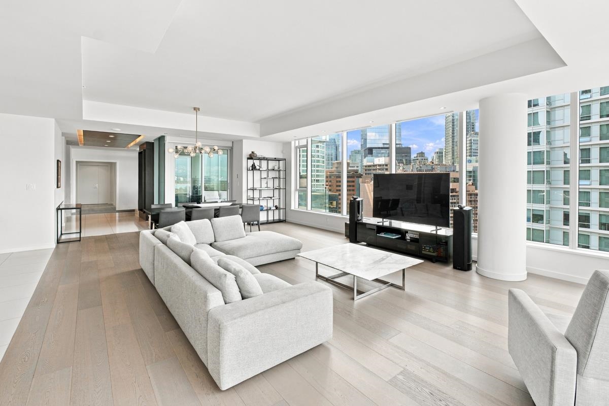 1701 277 Thurlow Street - MLS&reg; # R3156959