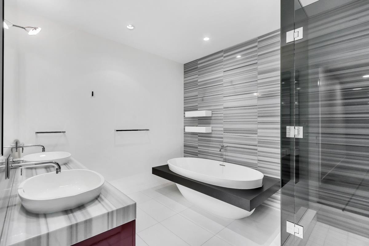 1701 277 Thurlow Street - MLS&reg; # R3156959