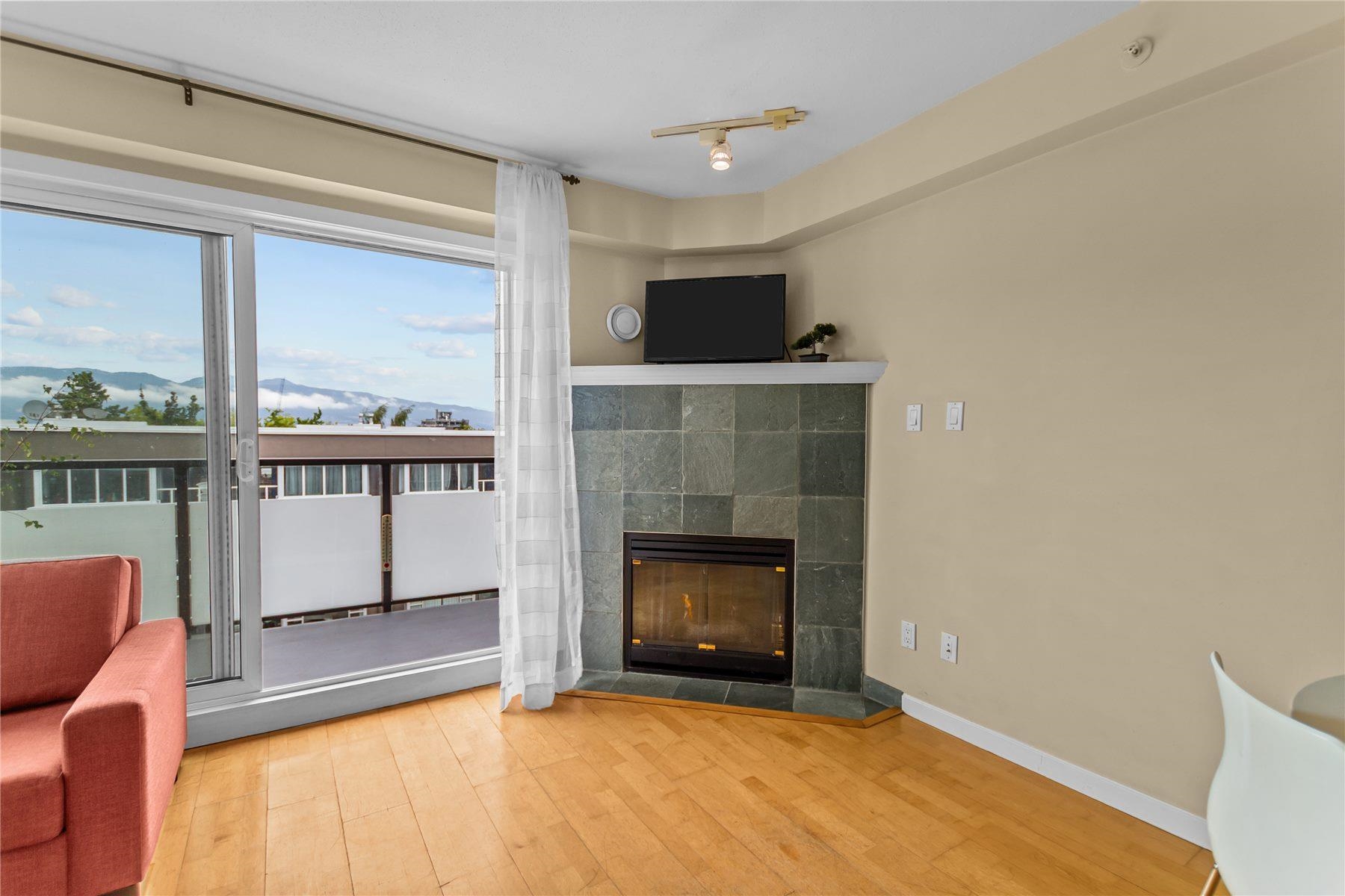 301 3788 10th Avenue - MLS&reg; # R3157165
